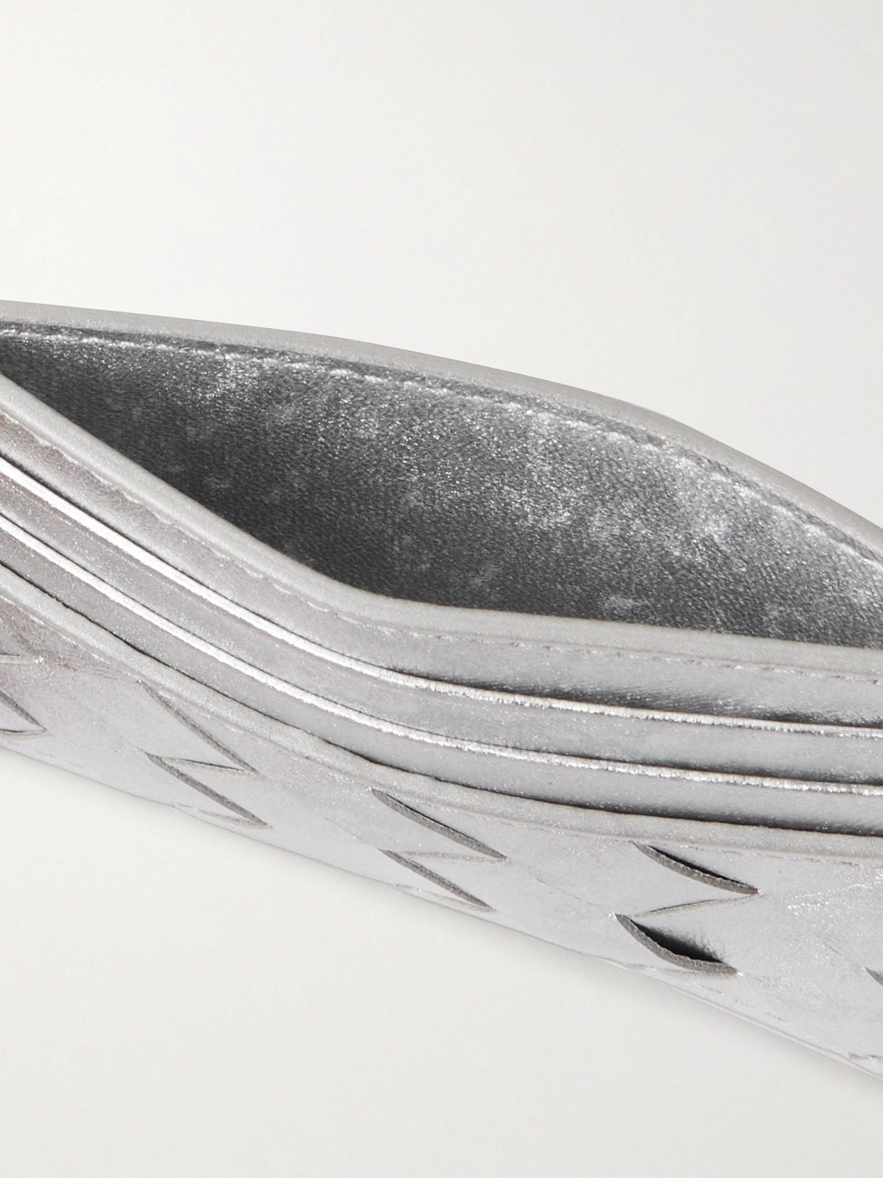 Bottega Veneta Intrecciato Distressed Metallic Leather Cardholder In Silver