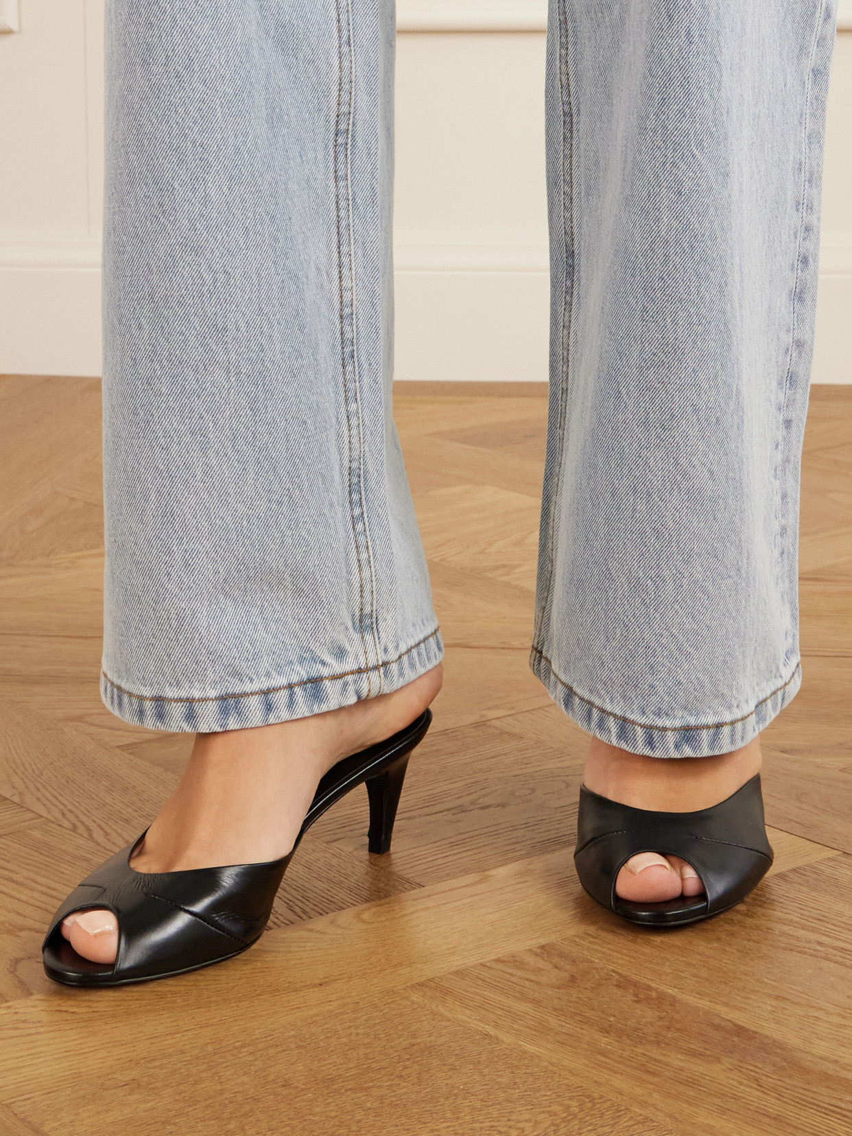 Jude 65mm Cava Leather Mules In Black