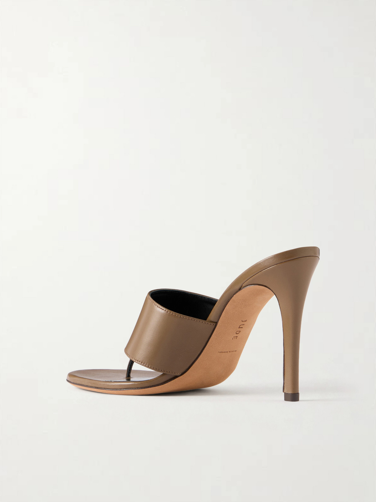 Snug Leather Thong Sandals