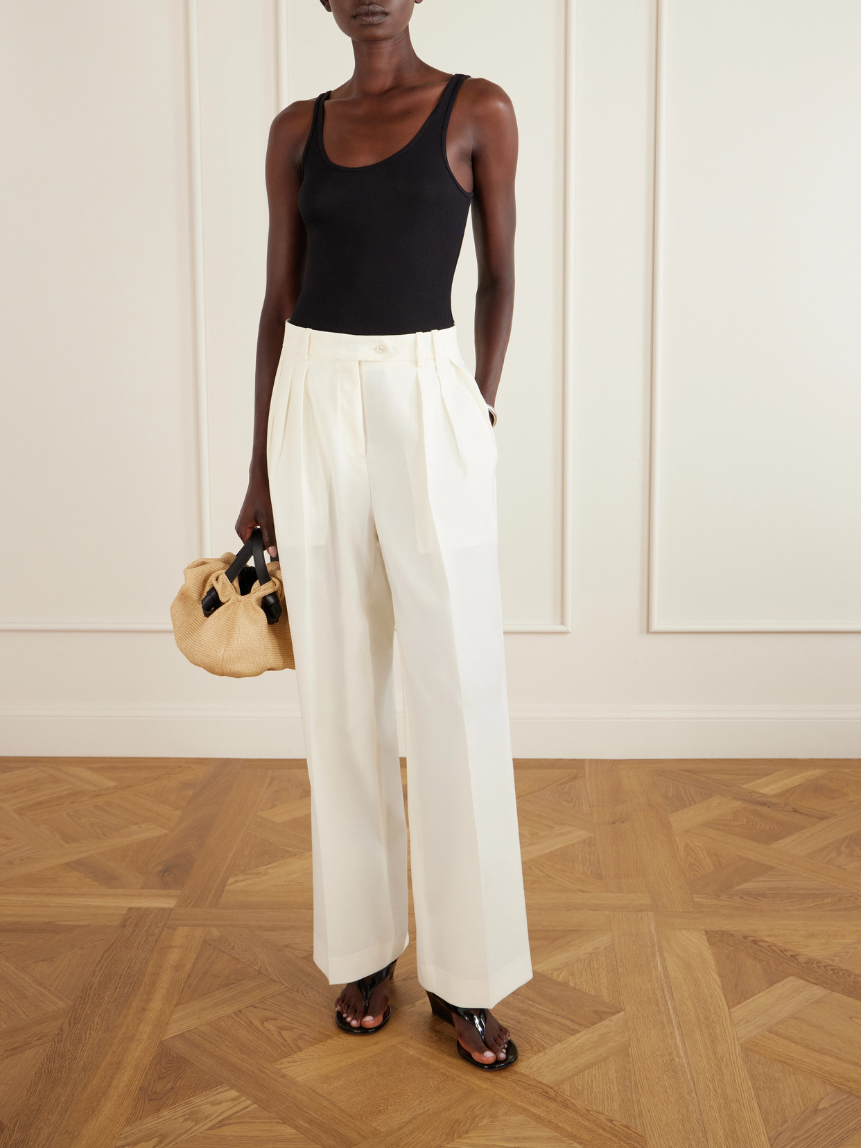Leather-Trimmed Raffia Shoulder Bag