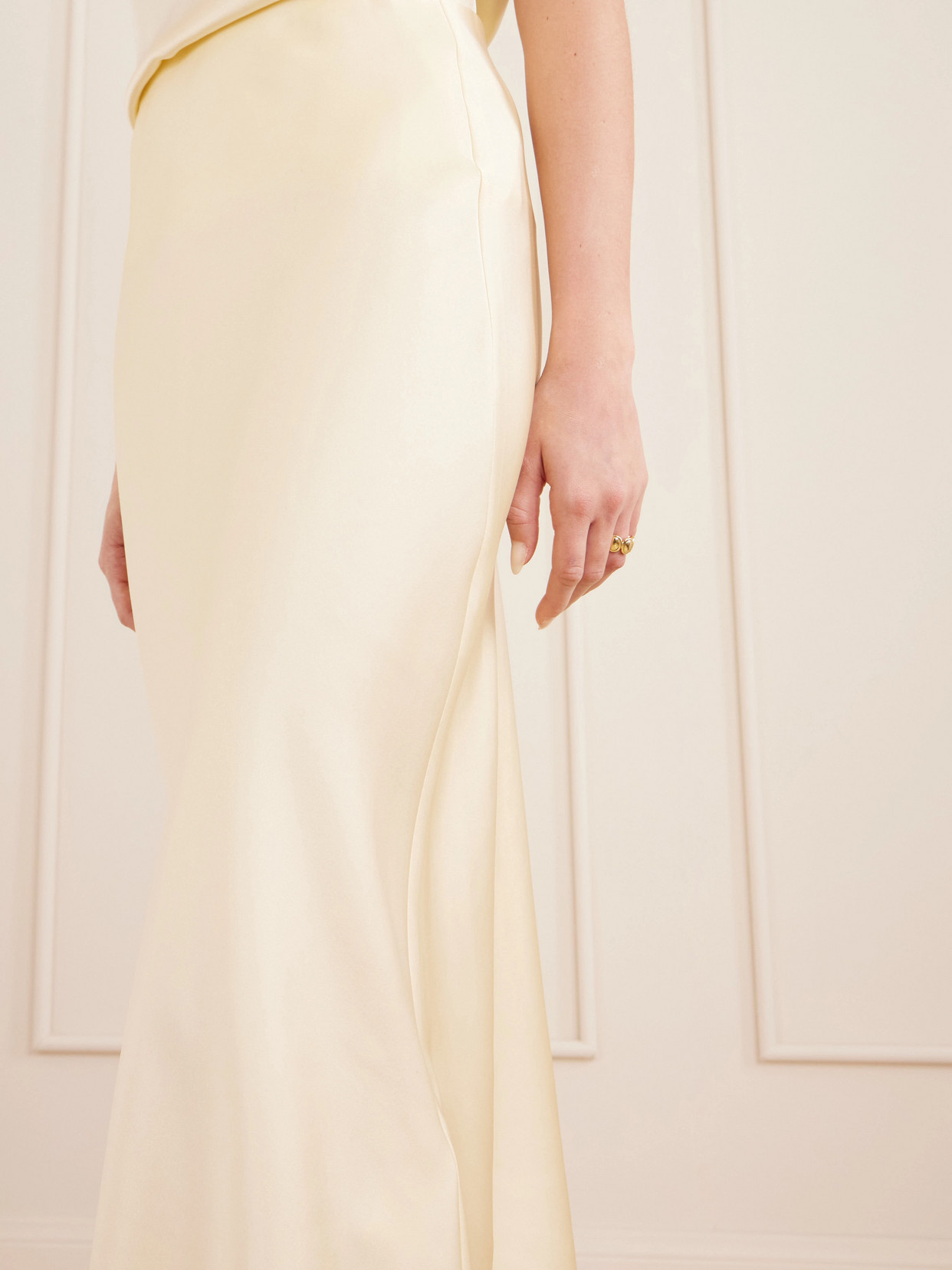 Bar Silk-Charmeuse Midi