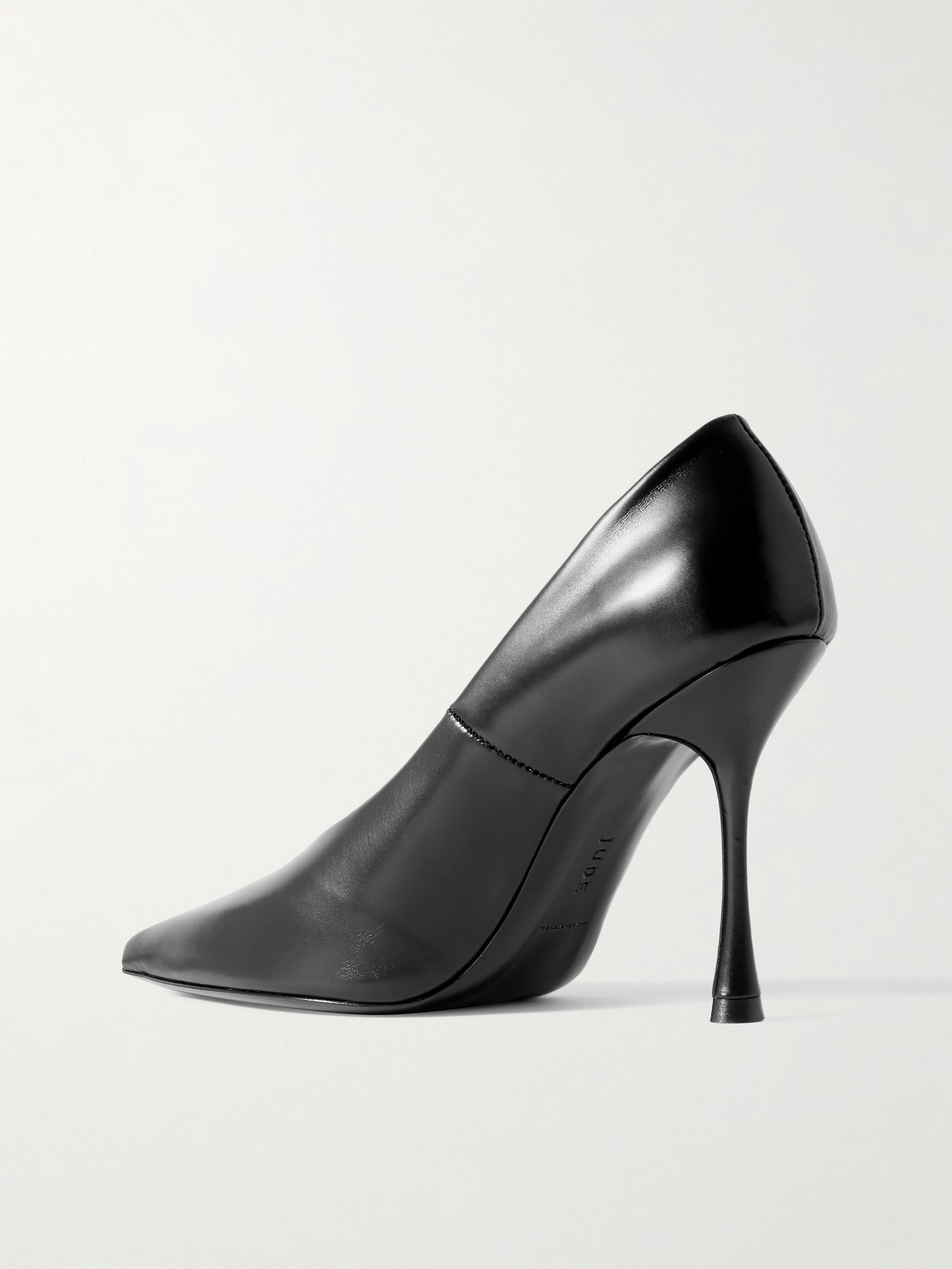 Kiss Pumps