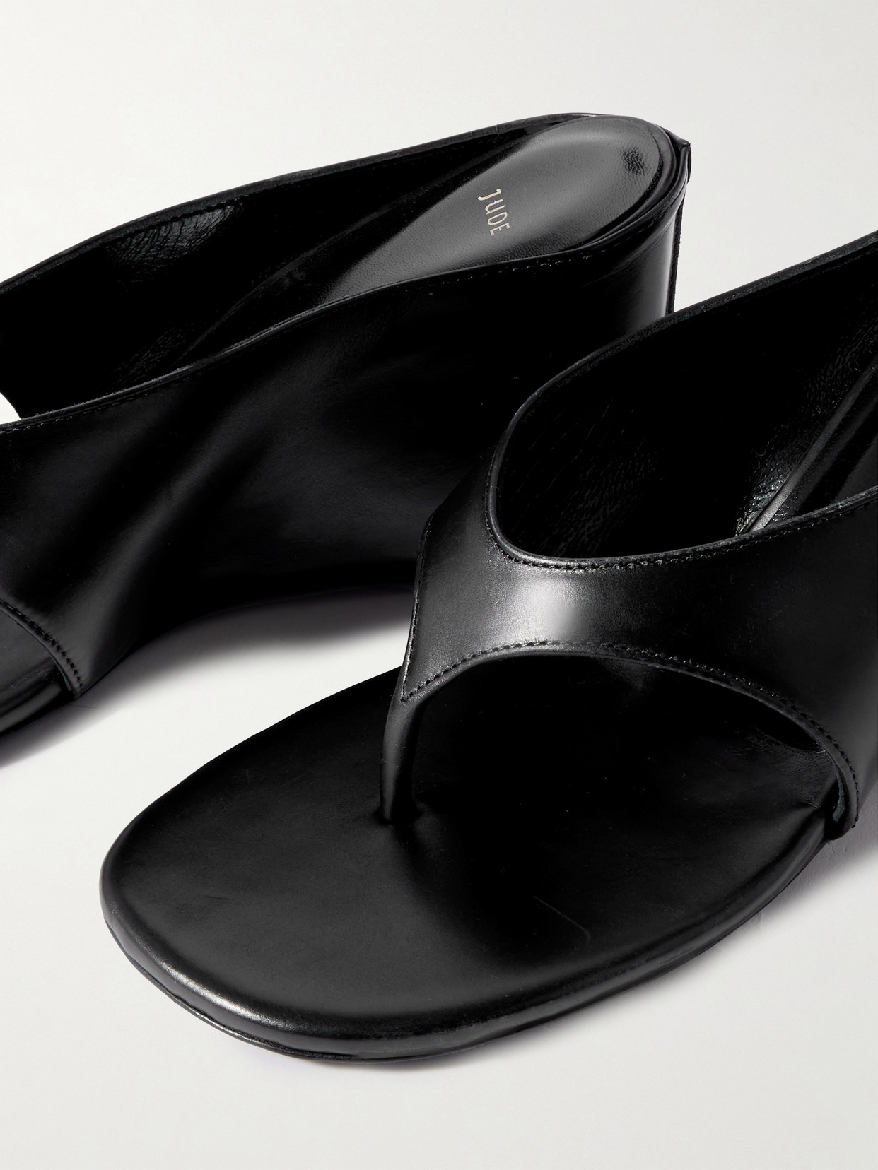 Jude Yaga Leather Wedge Sandals In Black
