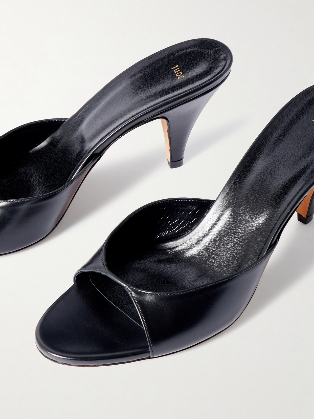 Jude Haze Sandal In Black Leather In Black