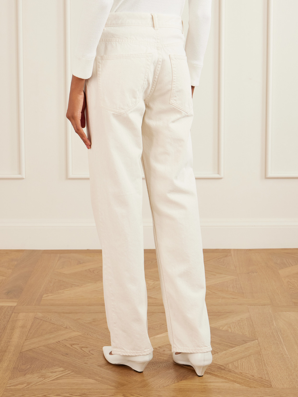 Fargo Mid-Rise Straight-Leg Jeans