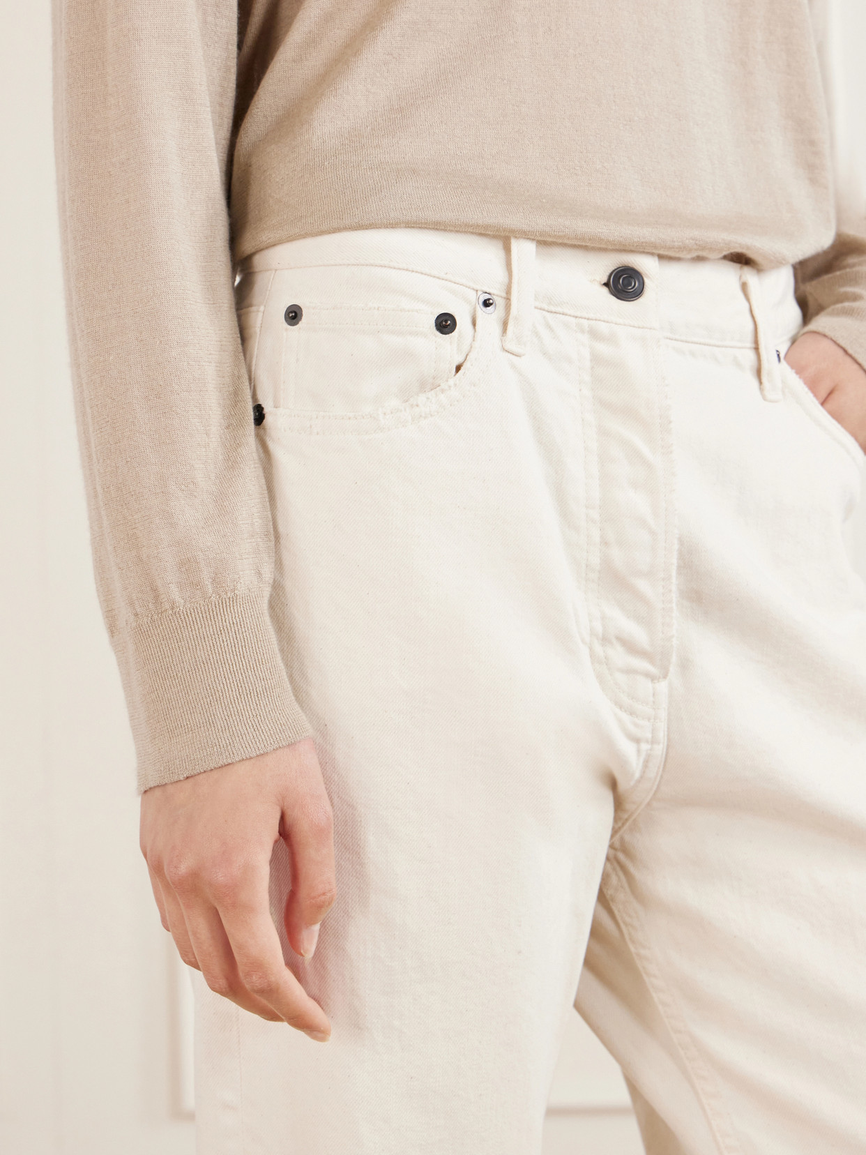 Fortino Mid-Rise Straight-Leg Jeans