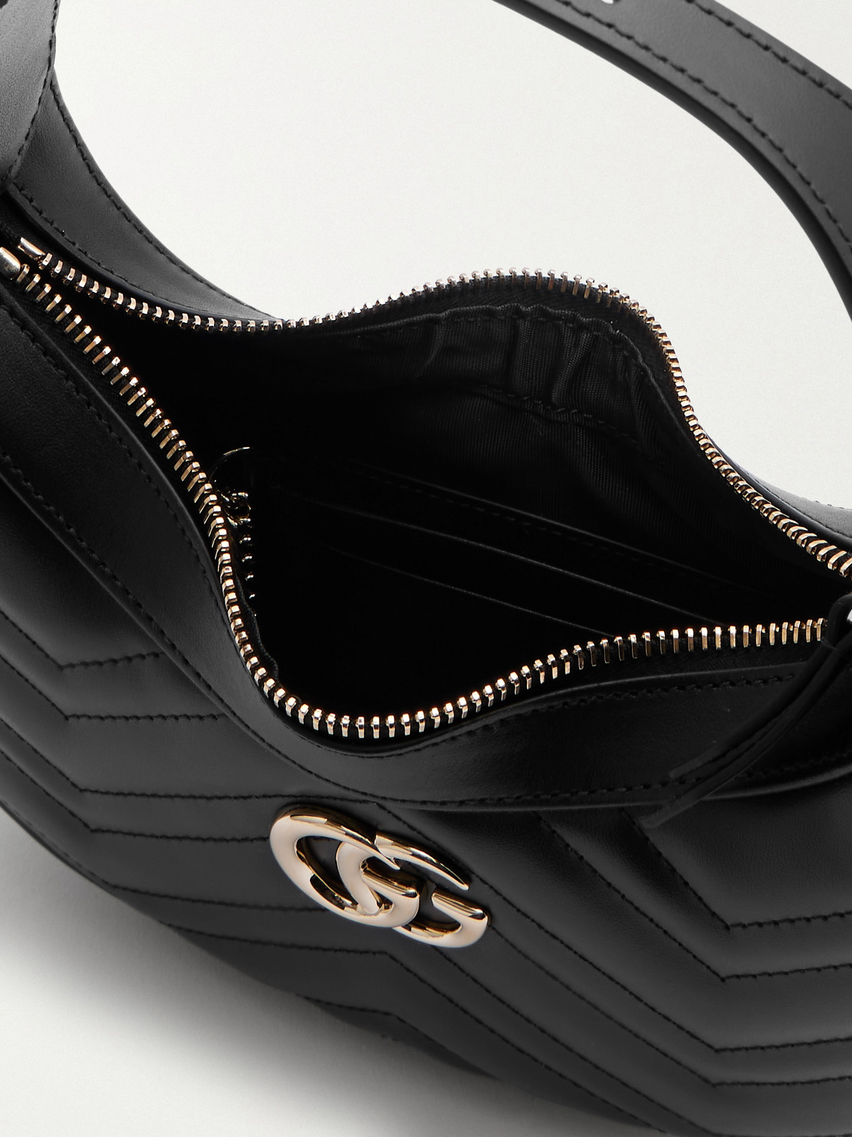 GG Marmont Mini Matelassé Shoulder Bag
