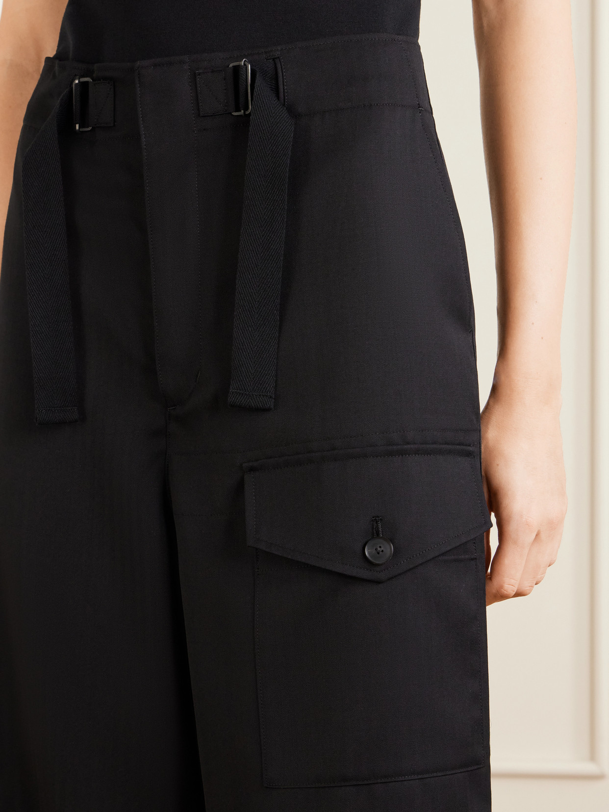 Auralee Herringbone Wool Wide-leg Cargo Pants In Black