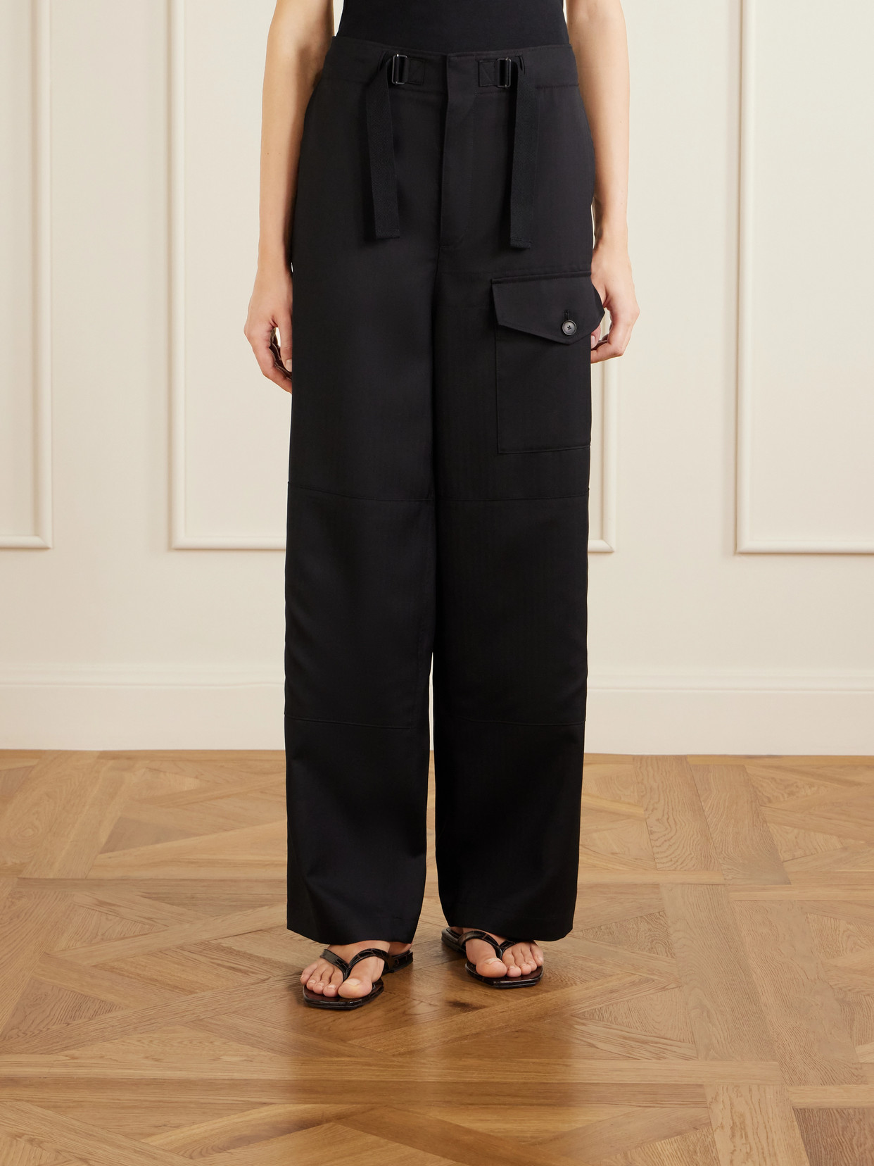 Auralee Herringbone Wool Wide-leg Cargo Pants In Black