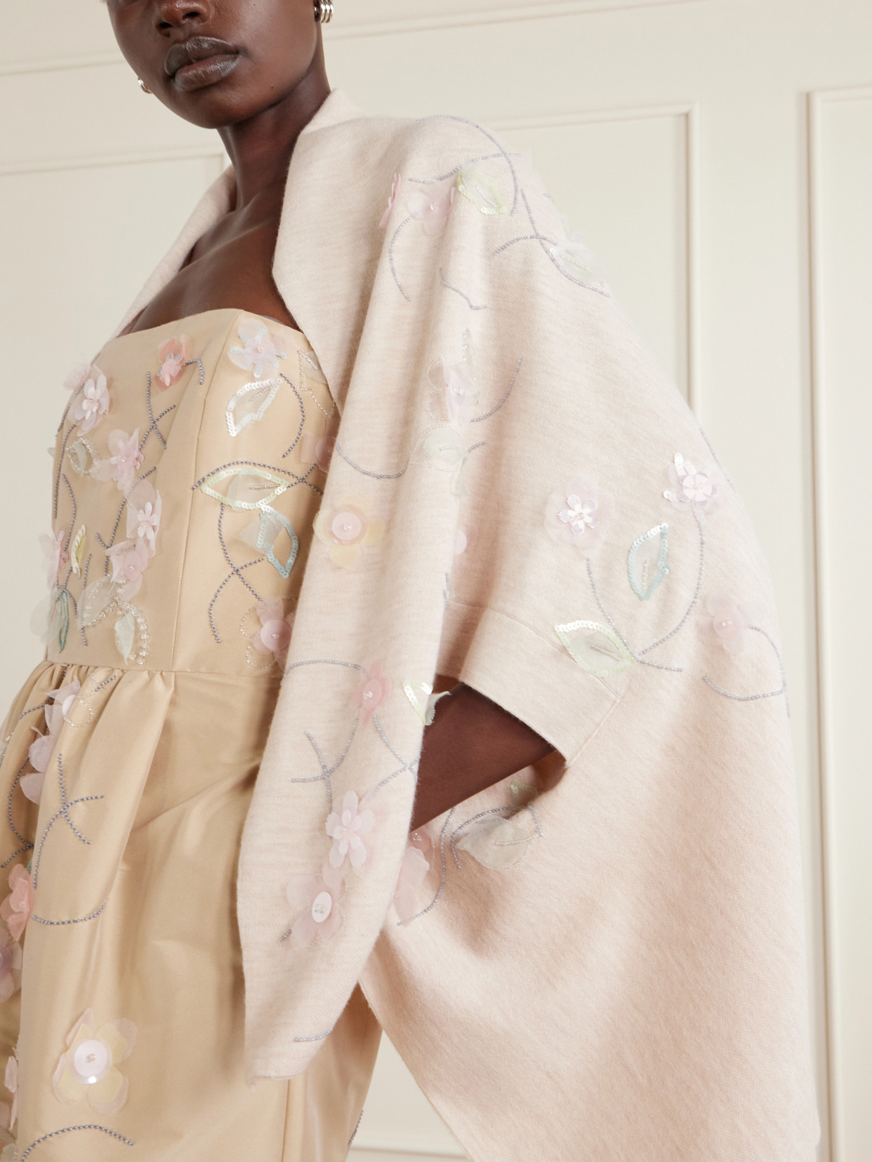 Shirene Embellished Embroidered Cashmere-Blend Cape