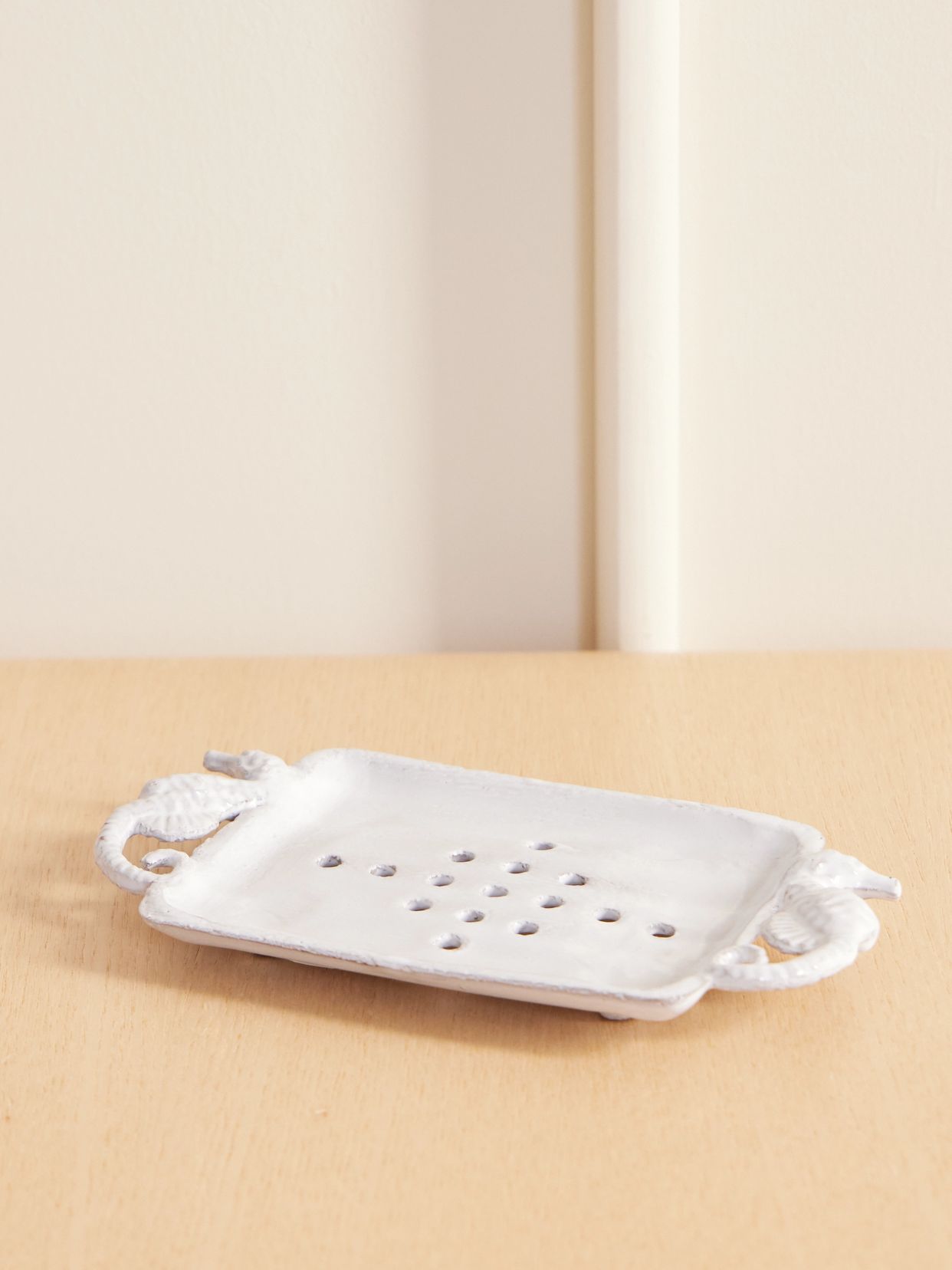 Seahorse ceramic soap dish