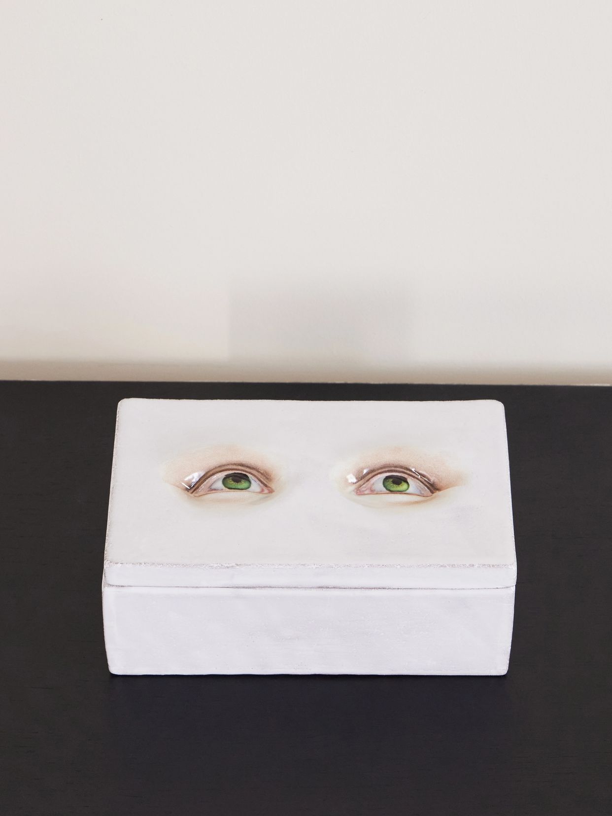 Vu ceramic box