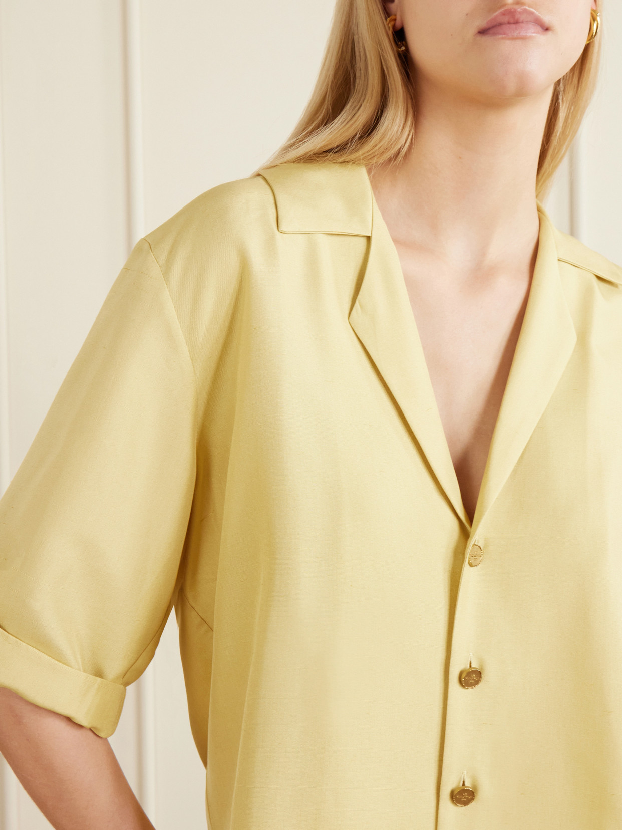 Abnus Cropped Shirt