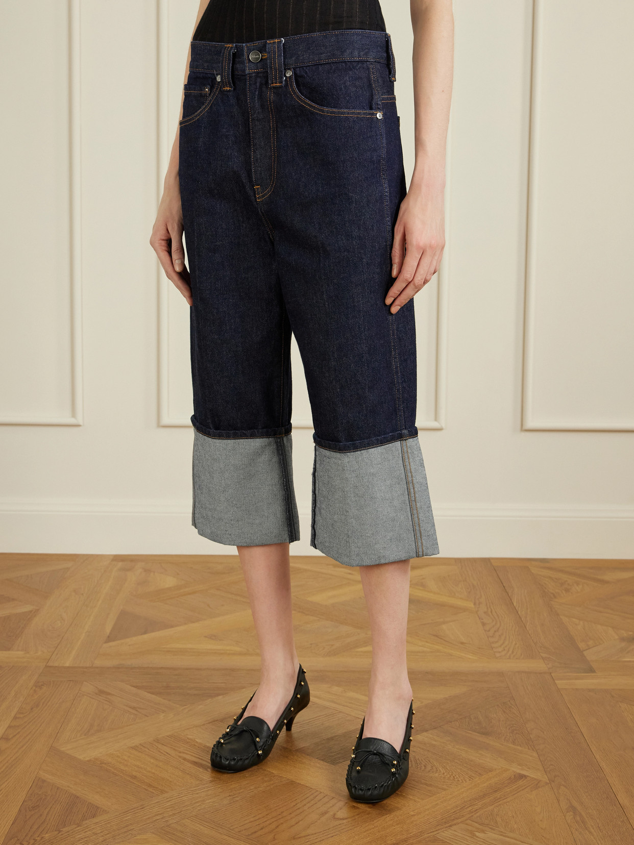 Khaite Boyle Cuffed Straight-leg Capri Jeans In Blue