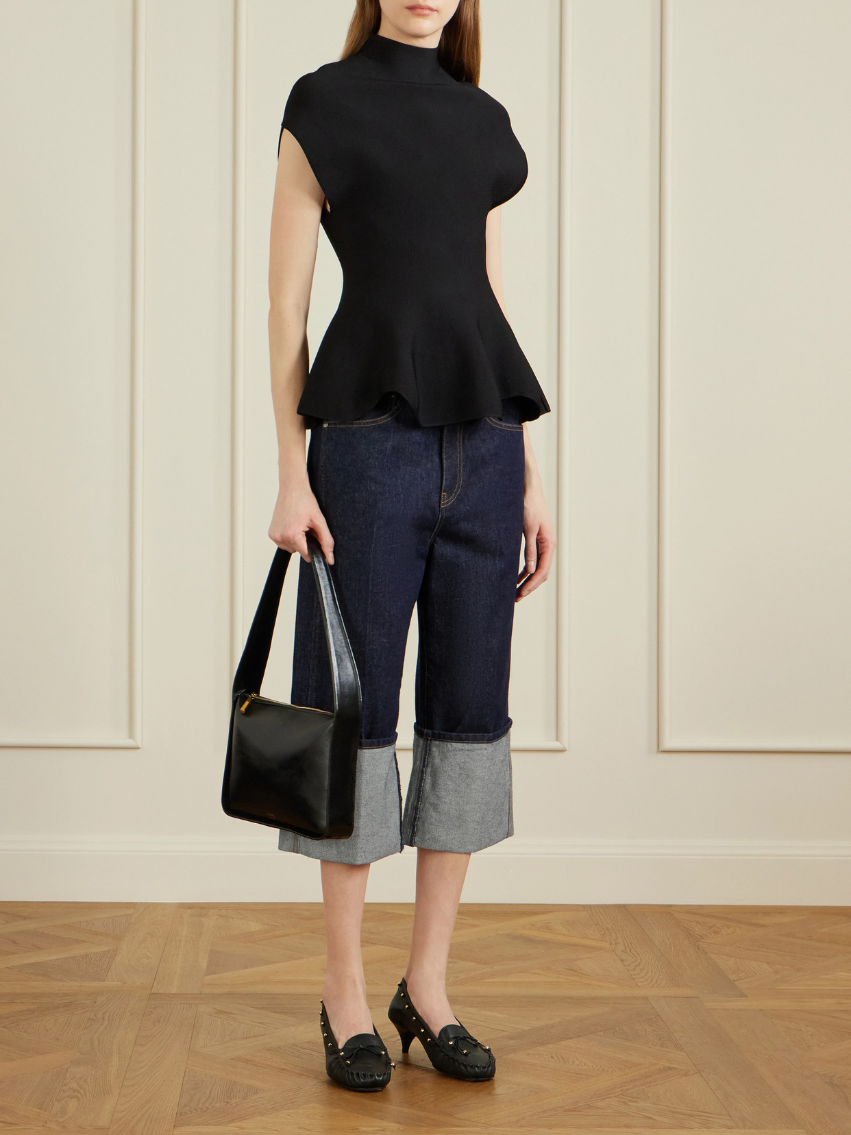 Khaite Boyle Cuffed Straight-leg Capri Jeans In Blue
