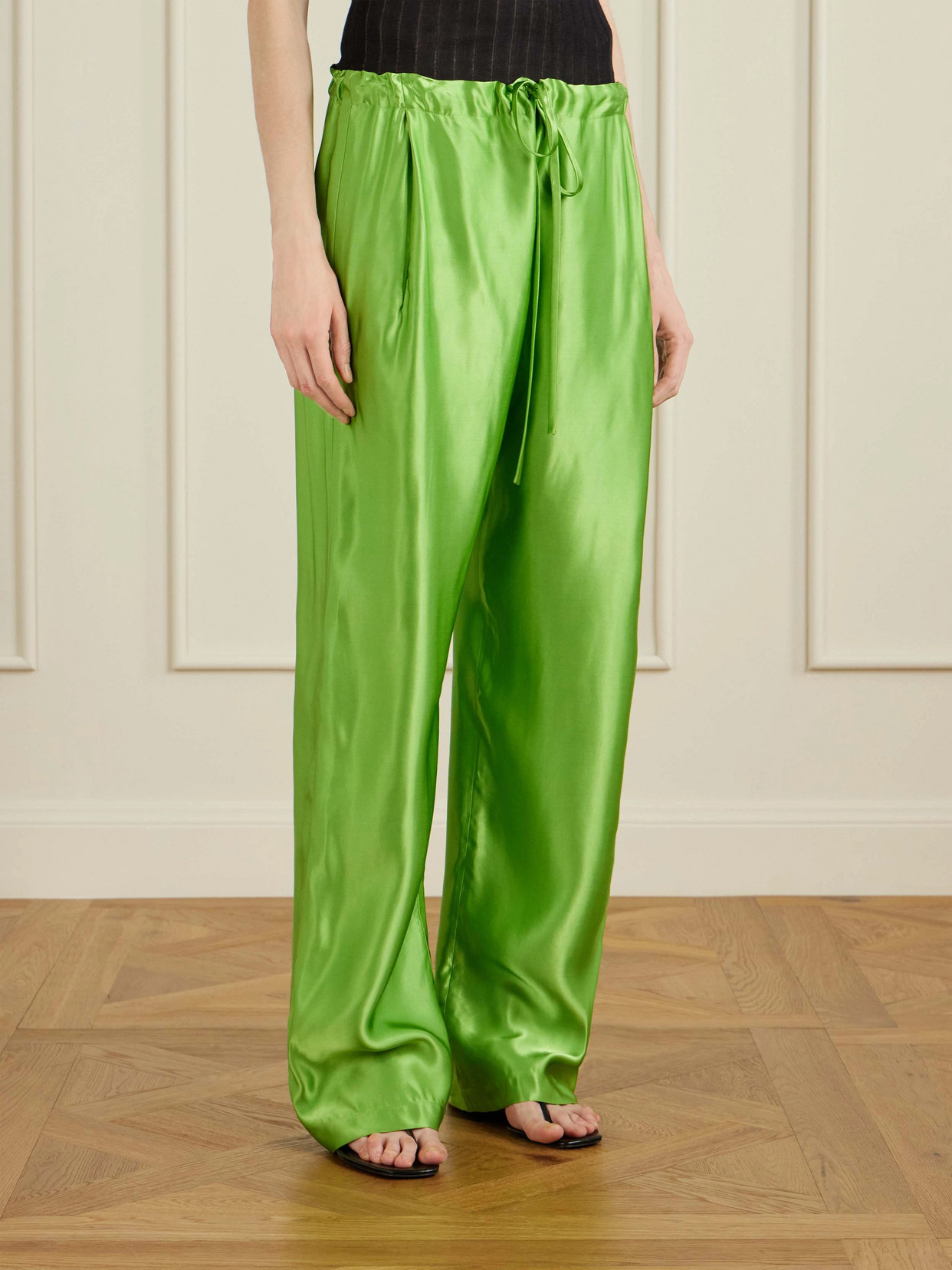 Khaite Palazzo Trousers In Viscose With Drawstring In Green
