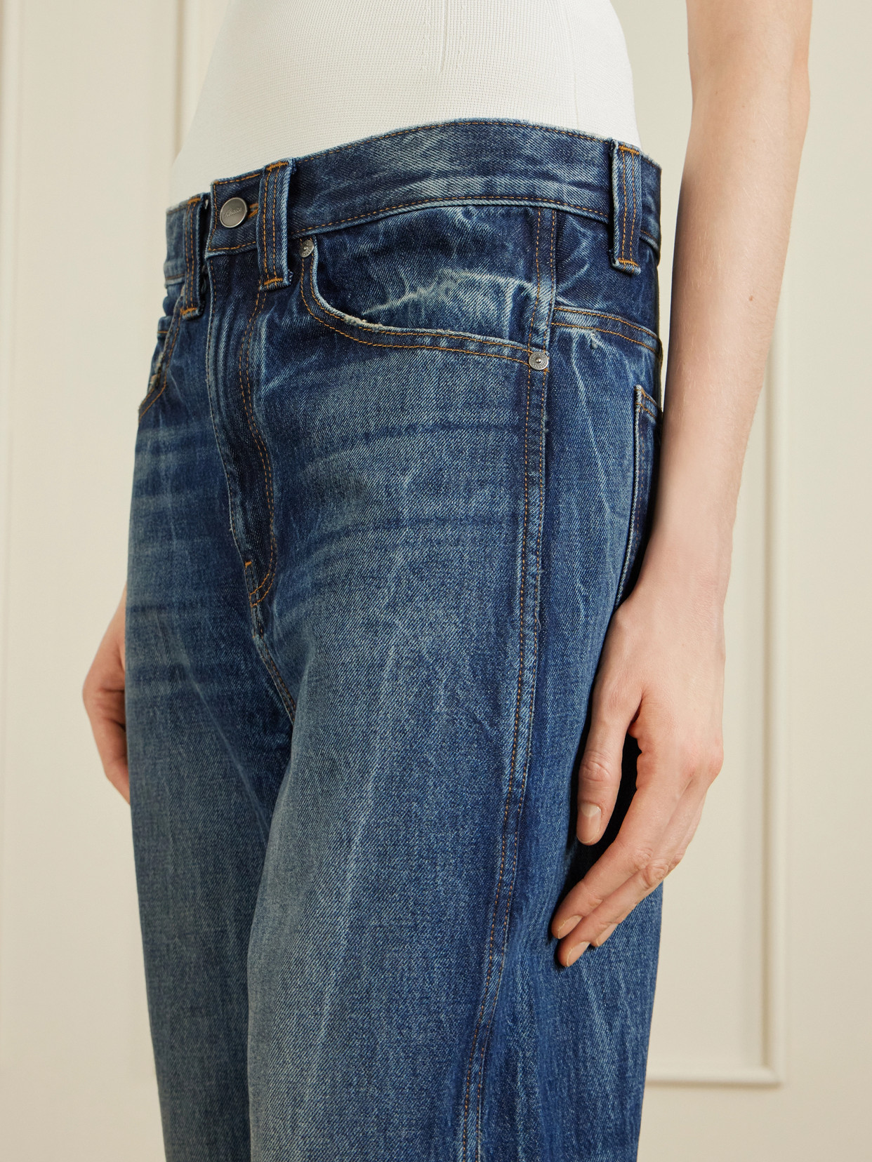 Boyle Cropped Low-Rise Straight-Leg Jeans