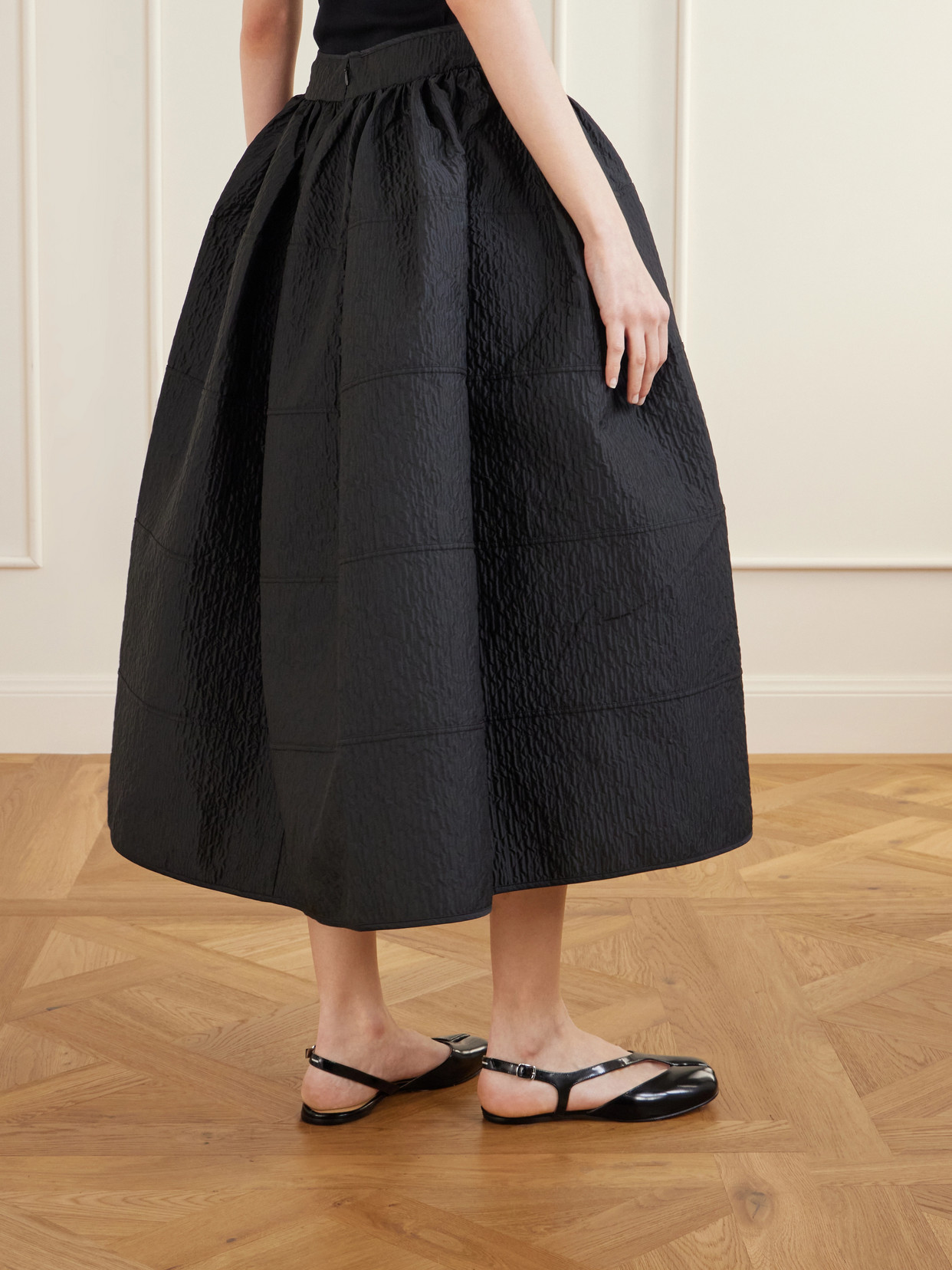 Daphne Pleated Cloqué Midi