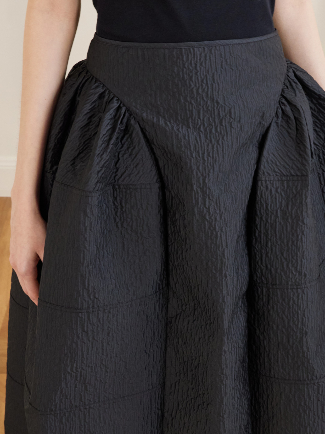 Daphne Pleated Cloqué Midi