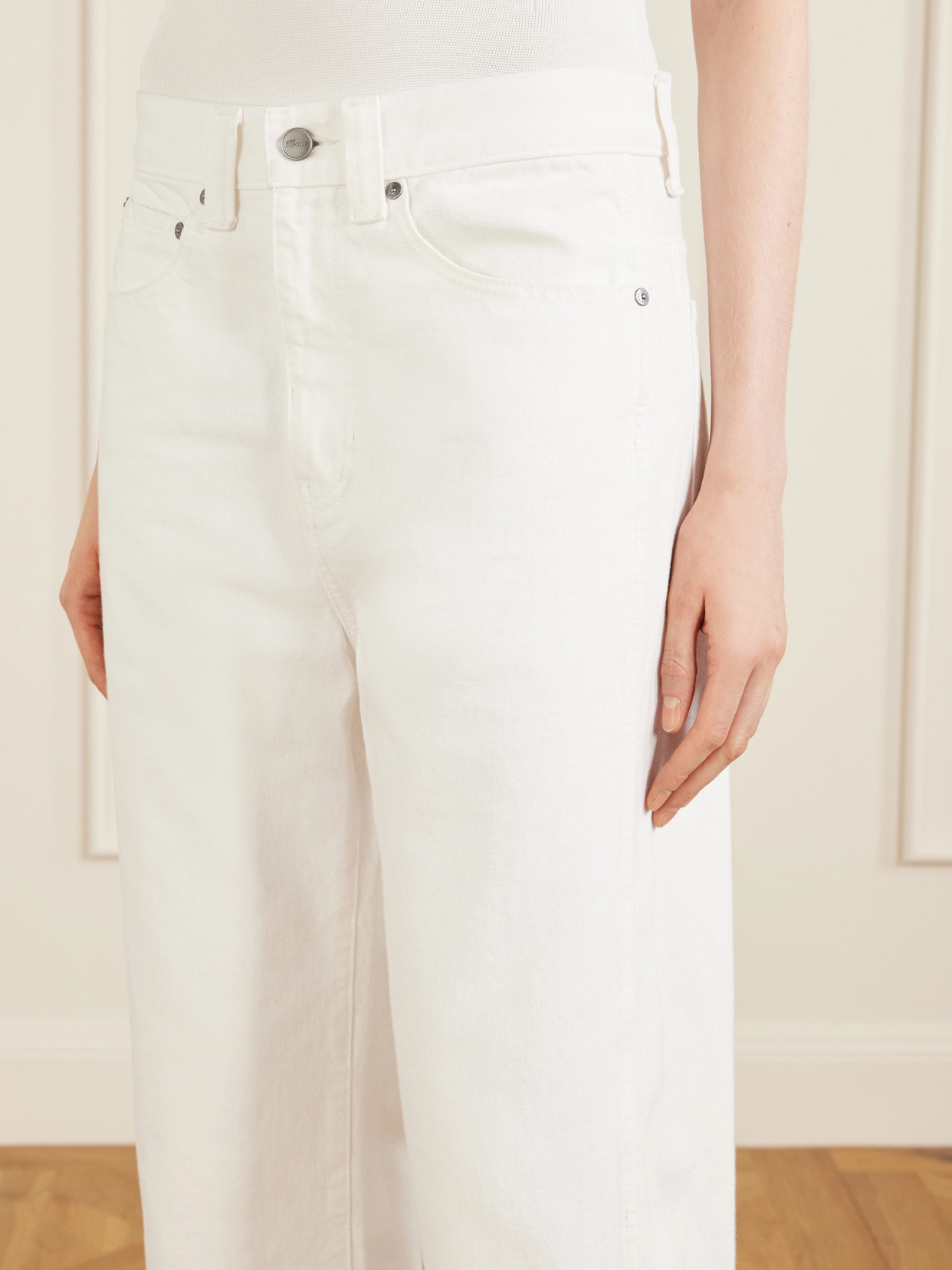 Boyle Cropped Low-Rise Straight-Leg Jeans