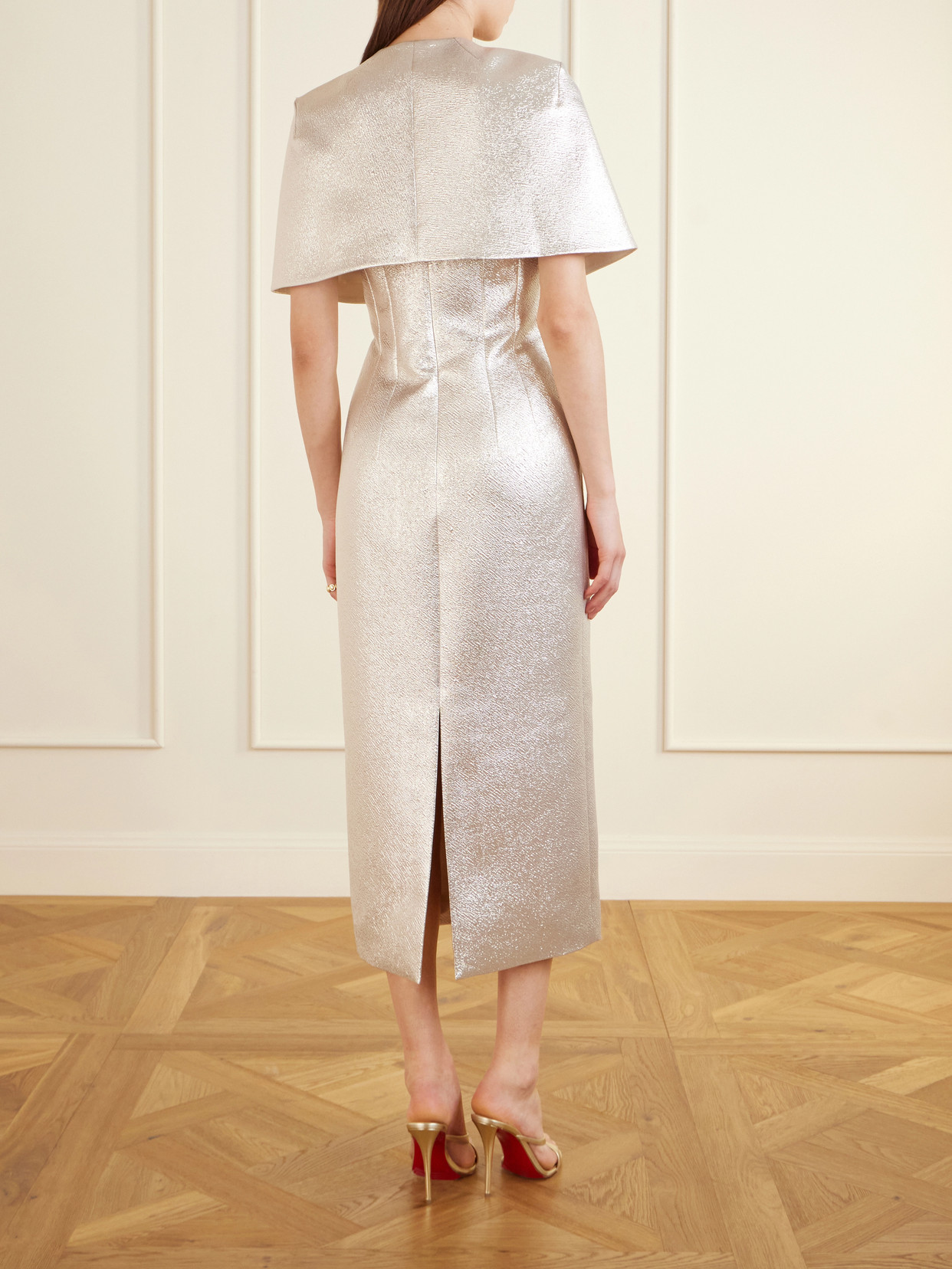 Domie Cloqué Cape