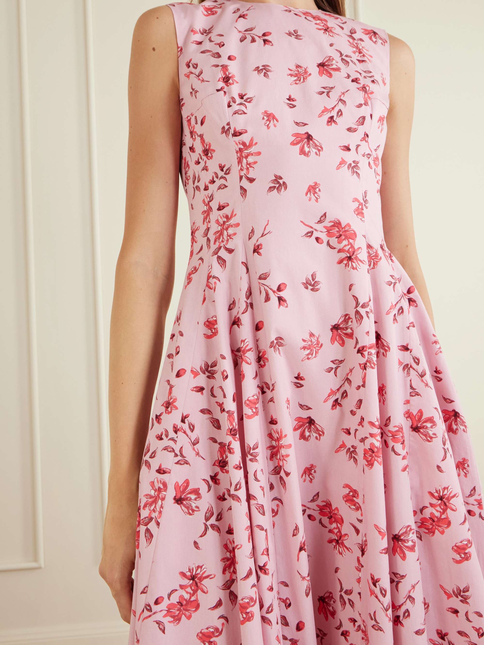 pink floral print pleated cami midi dress Fuschia Floral Print Pleated Cami Midi Dress | URBAN TOUCH