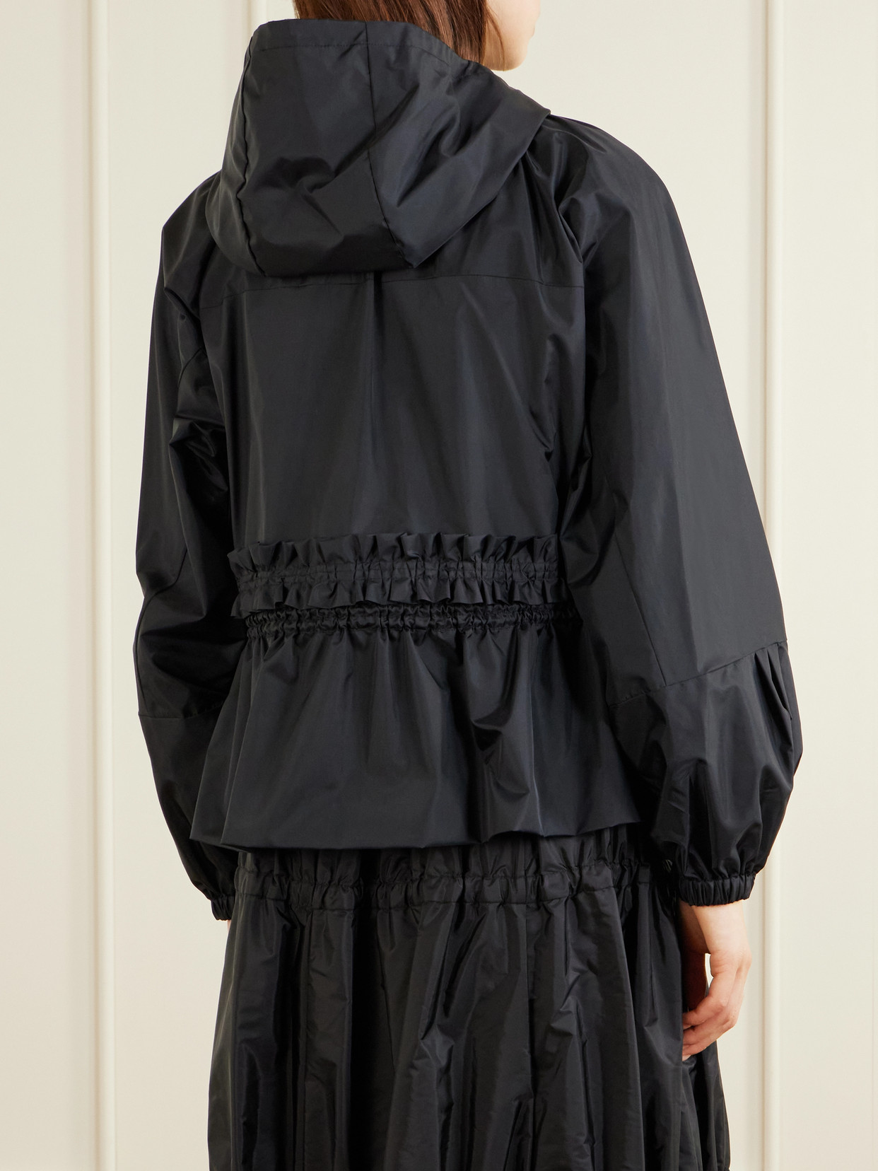 Moncler Imaginaire Short Nylon Canvas Parka In Blue