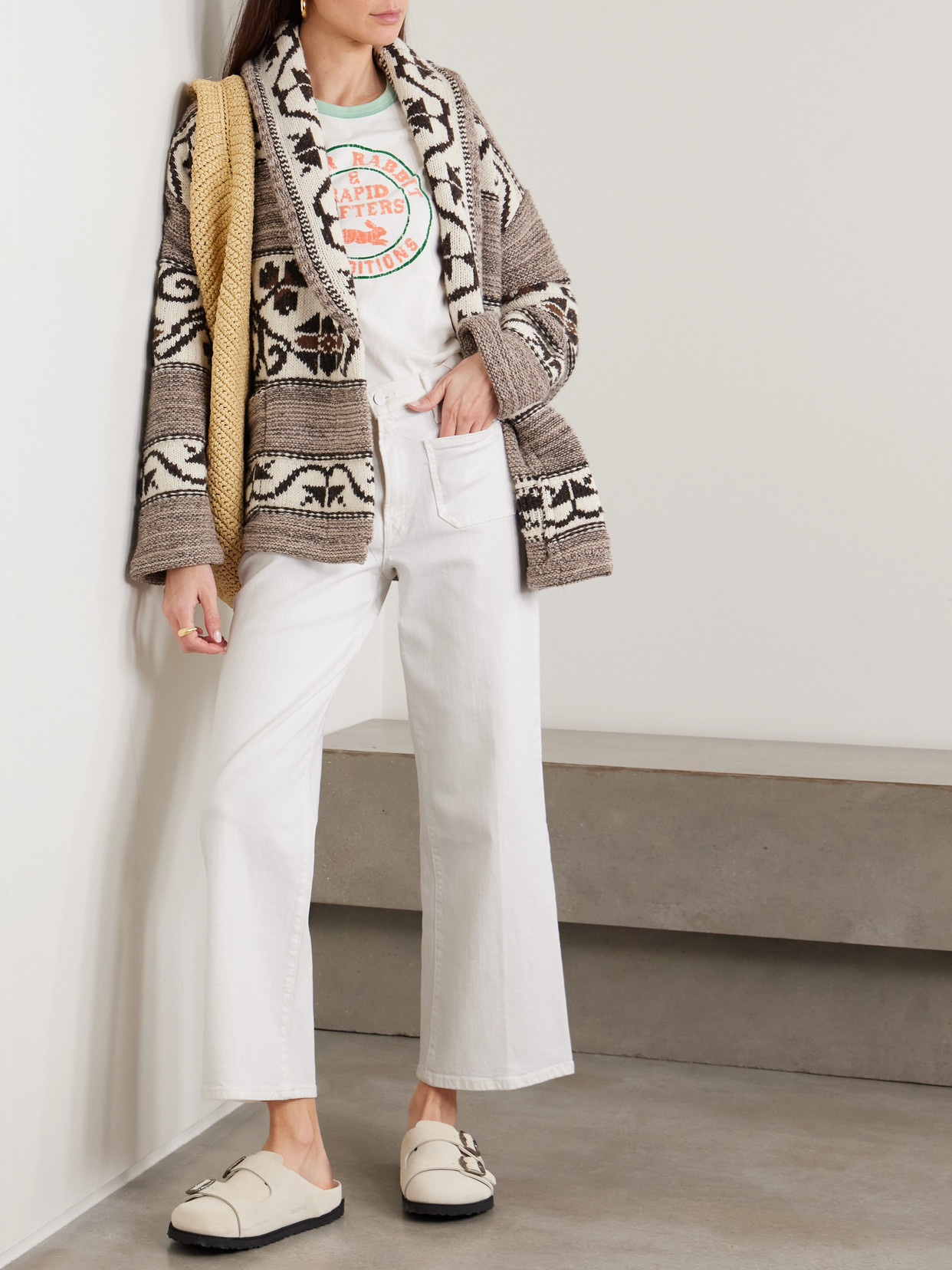 Patch Pocket Maven Ankle Mid-Rise Straight-Leg Jeans