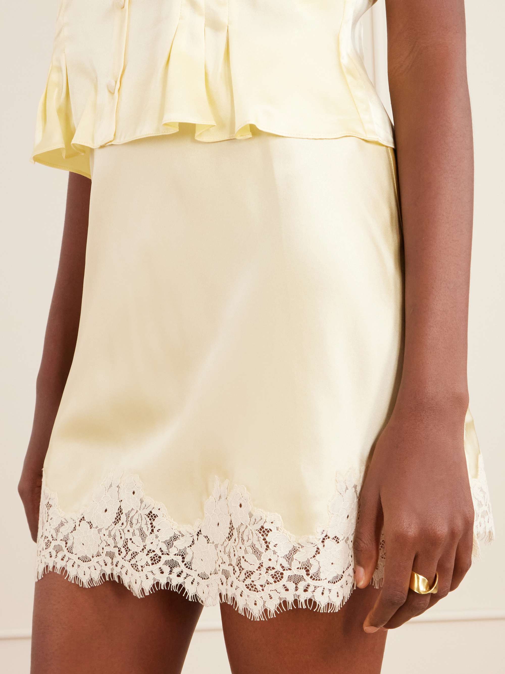 DEN Giulietta lace-trimmed silk-charmeuse mini skirt | NET-A-PORTER DEN Giulietta lace-trimmed silk-charmeuse mini skirt | NET-A-PORTER