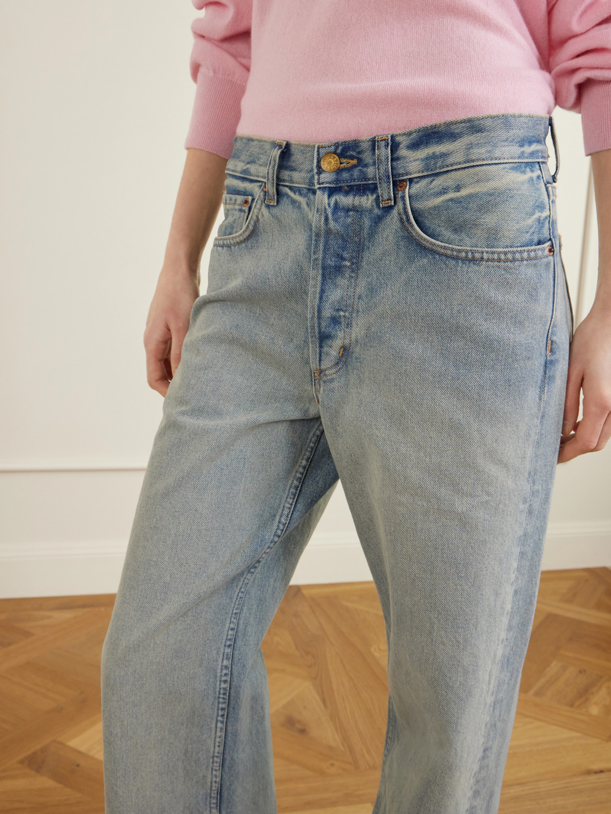 Charlot Relaxed Mid-Rise Straight-Leg Jeans