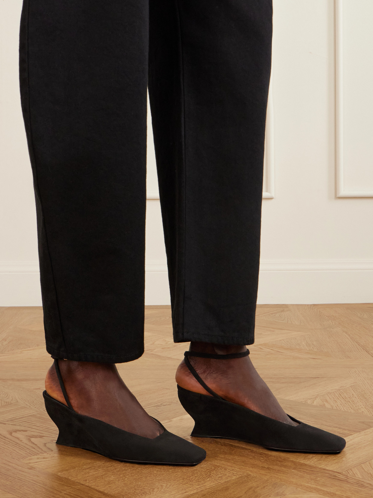 Alaïa - 60 Suede Wedge Pumps