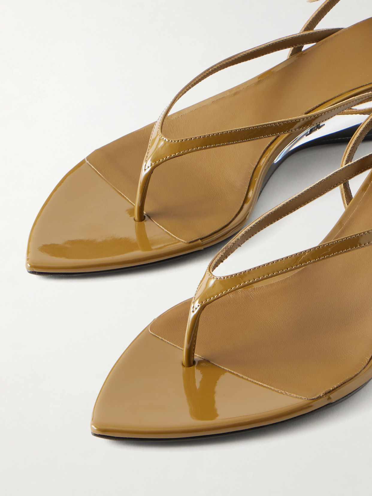 Alaïa - Patent Leather And Plexiglass Wedge