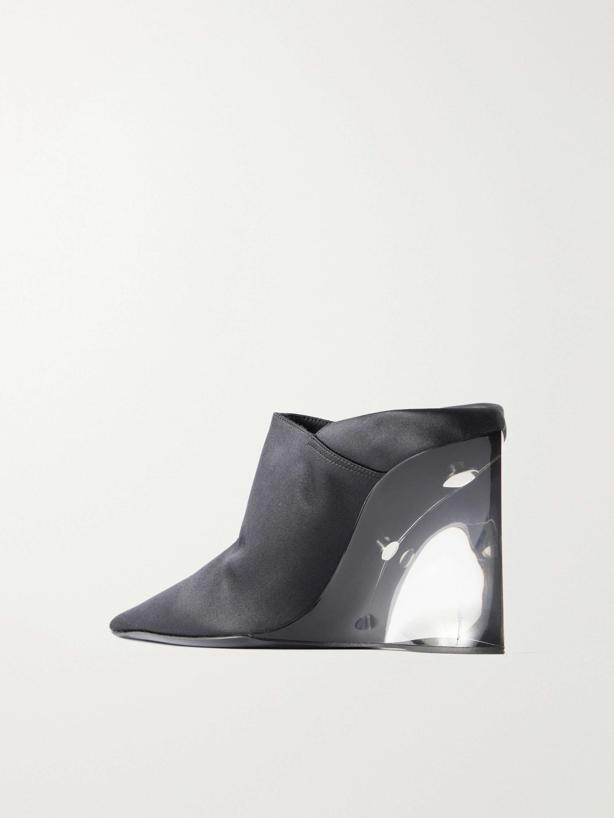 ALAÏA 