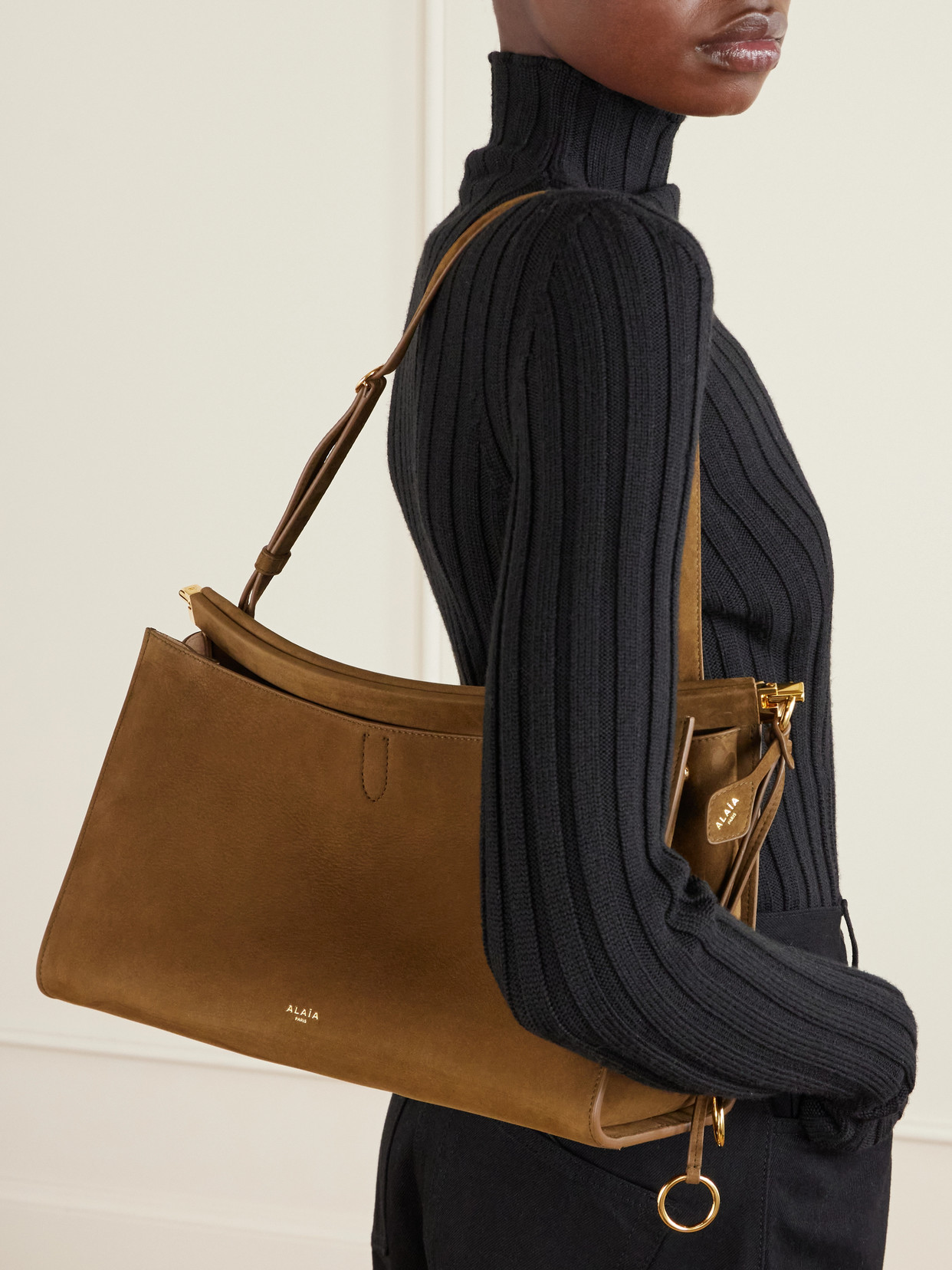 Alaïa - Le Click Nubuck Shoulder Bag