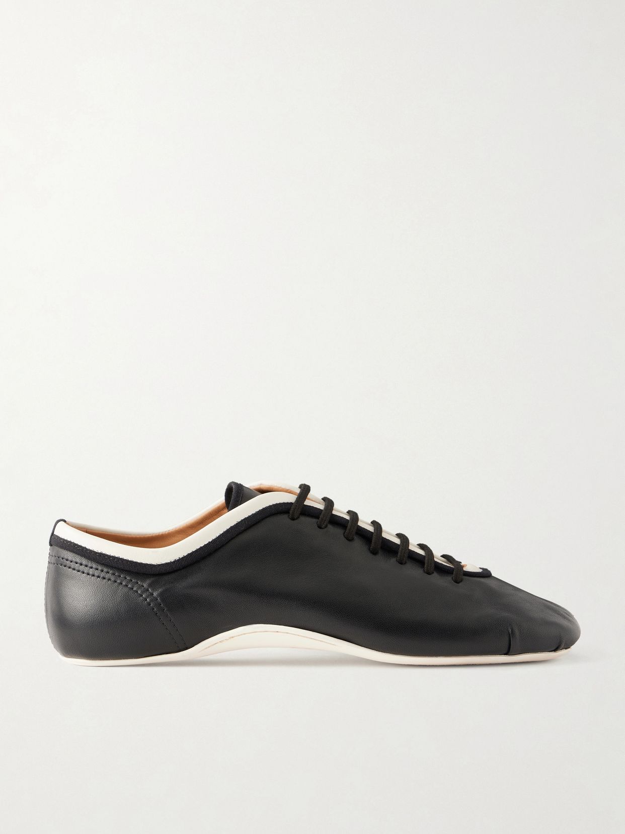 Leather sneakers