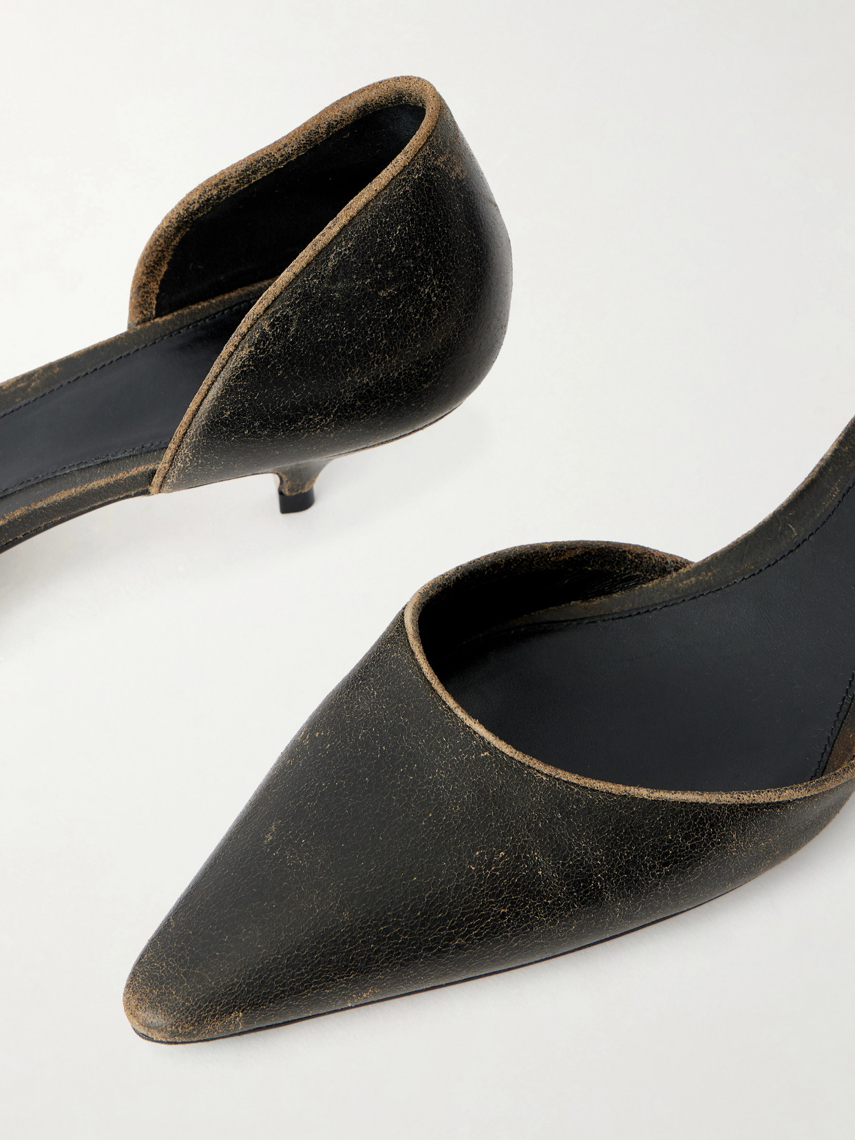 Liisa Waxed Suede Kitten Pumps