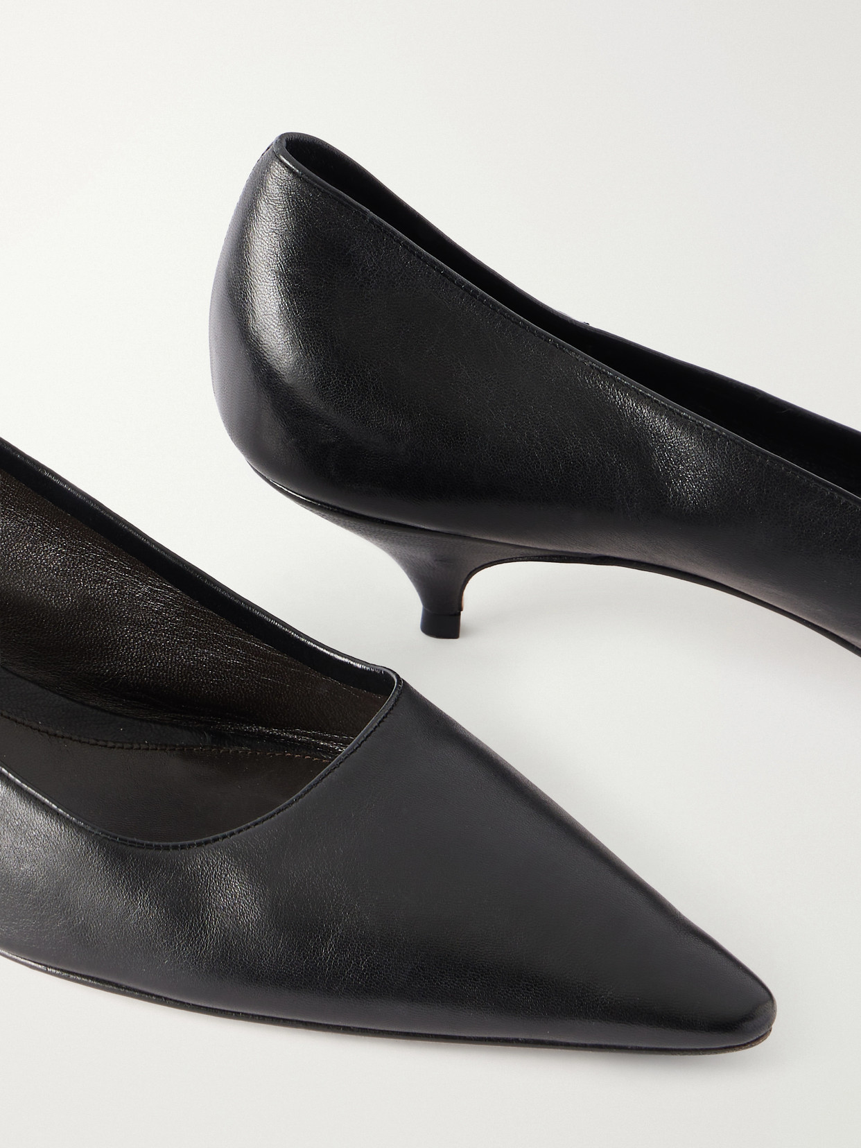 Liisa Kitten Three Pumps