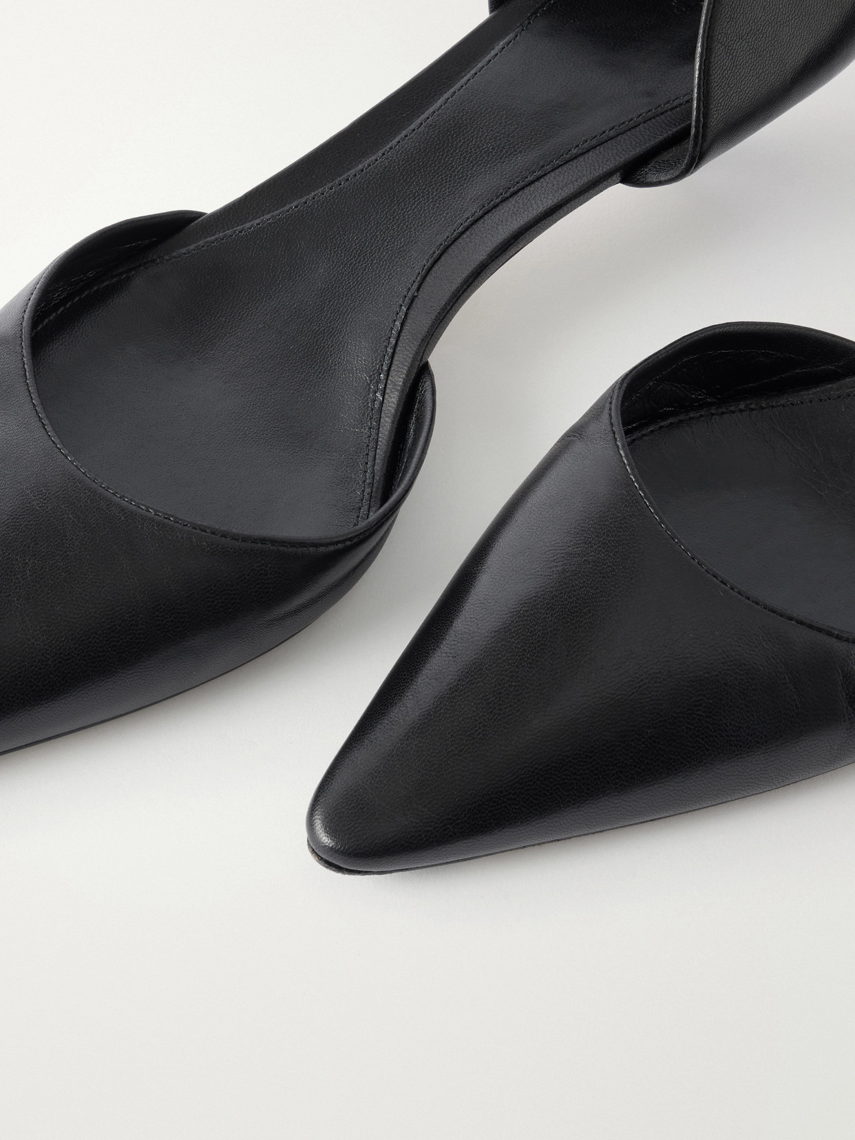 Liisa Leather Kitten Pumps