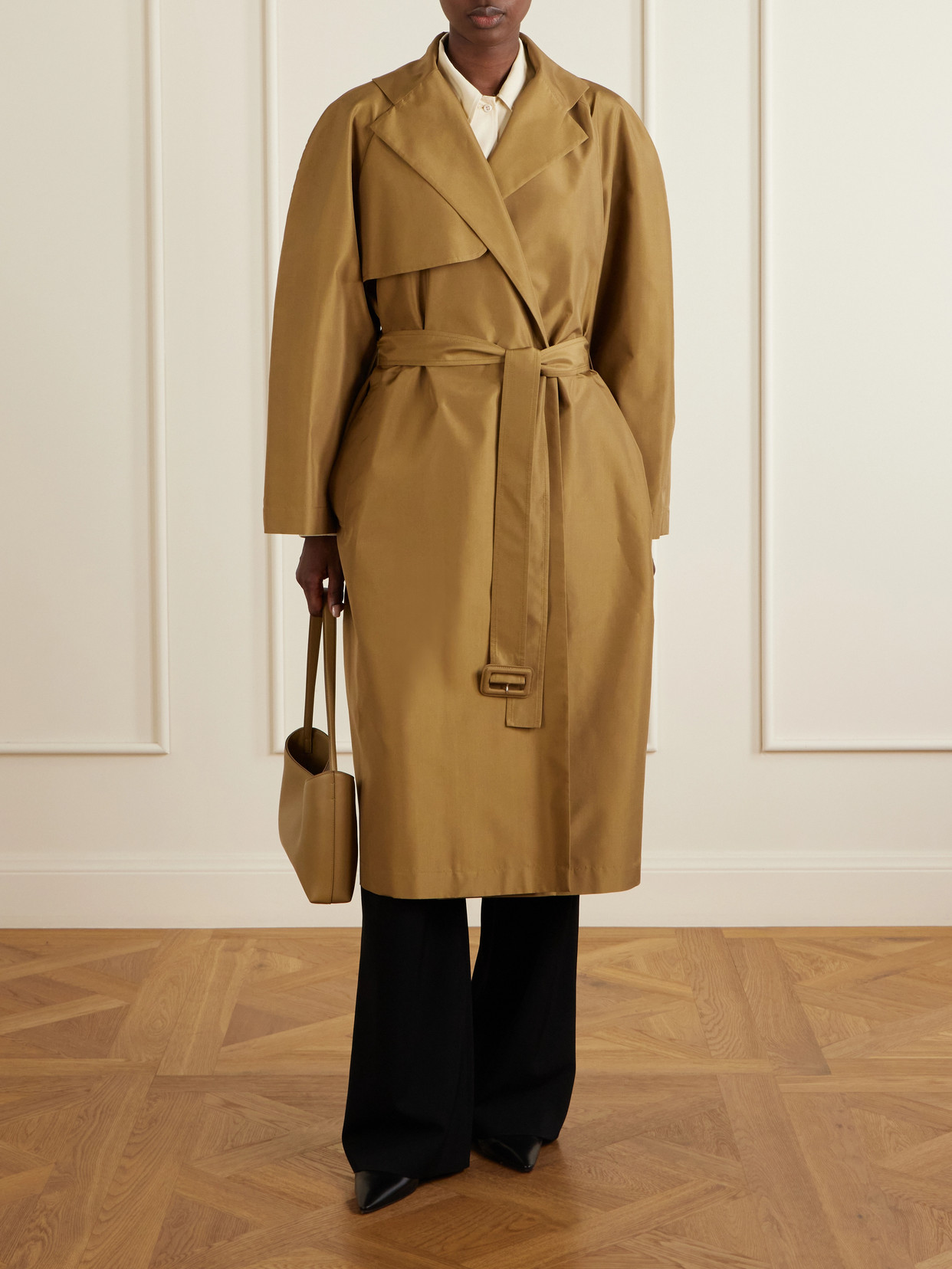 Alma Baguette Shoulder Bag