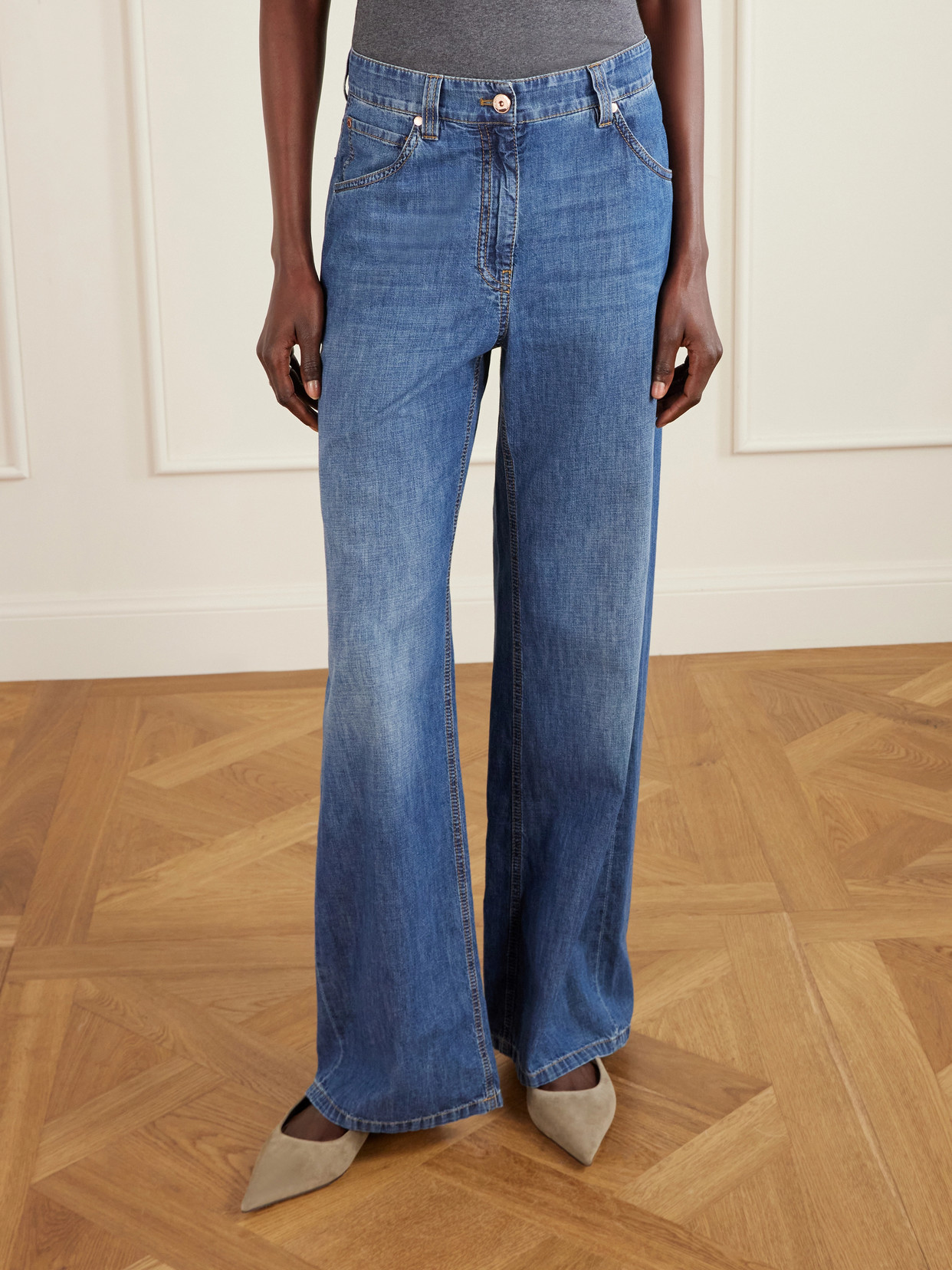 Brunello Cucinelli Women Blue Jeans With Five-pocket Design And Patch Logo On The Back In Denim Woma In Blue