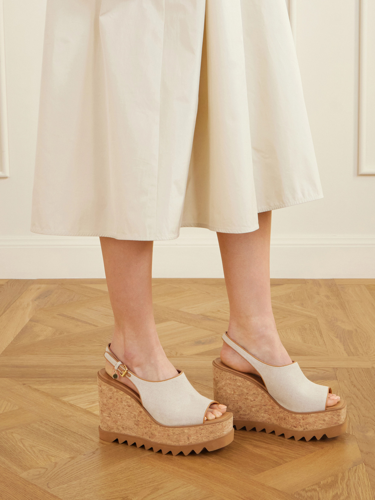 Sneakelyse Canvas Slingback