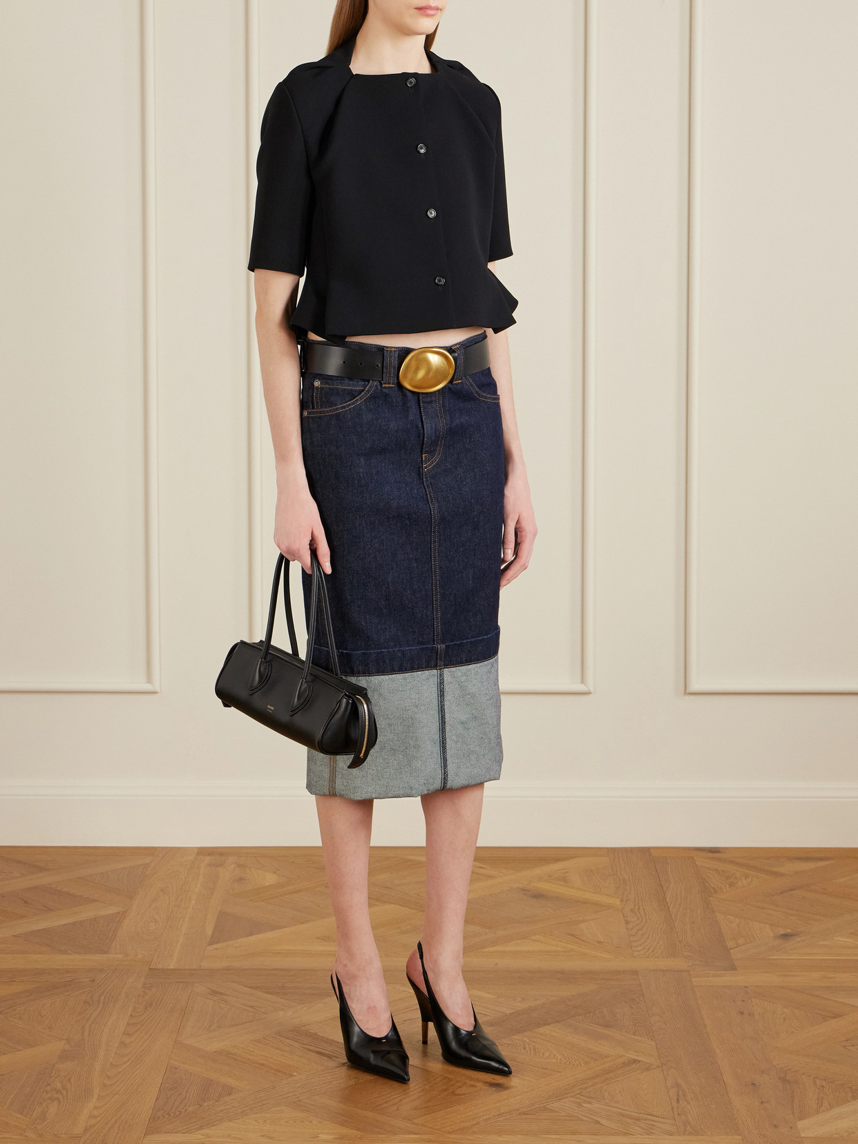Khaite Donna Tubular Leather Shoulder Bag In Black