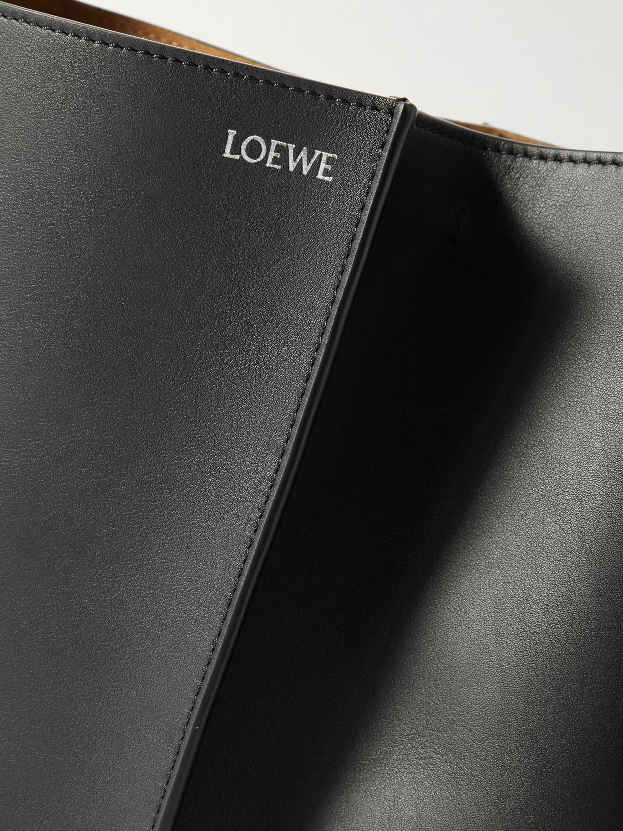 Loewe Medium Bilbao Bucket In Smooth Leather Skin For Woman In Black