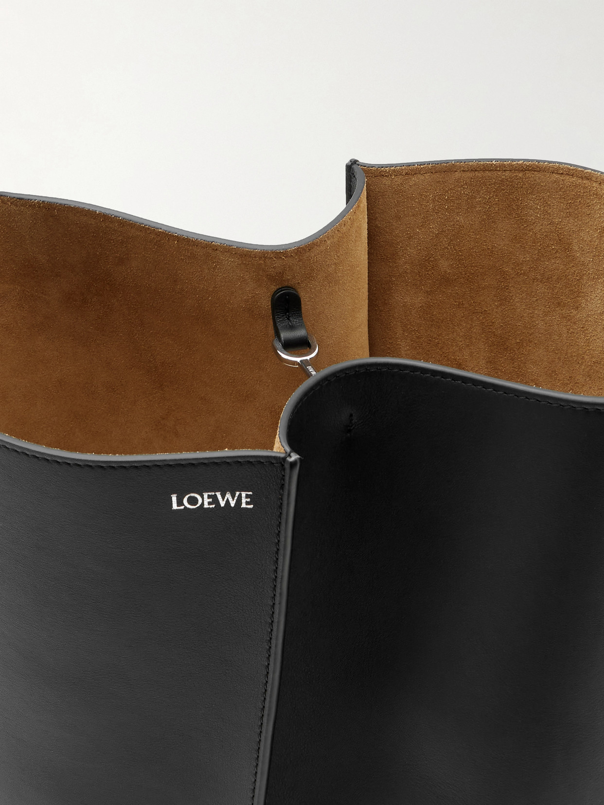 Loewe Medium Bilbao Bucket In Smooth Leather Skin For Woman In Black