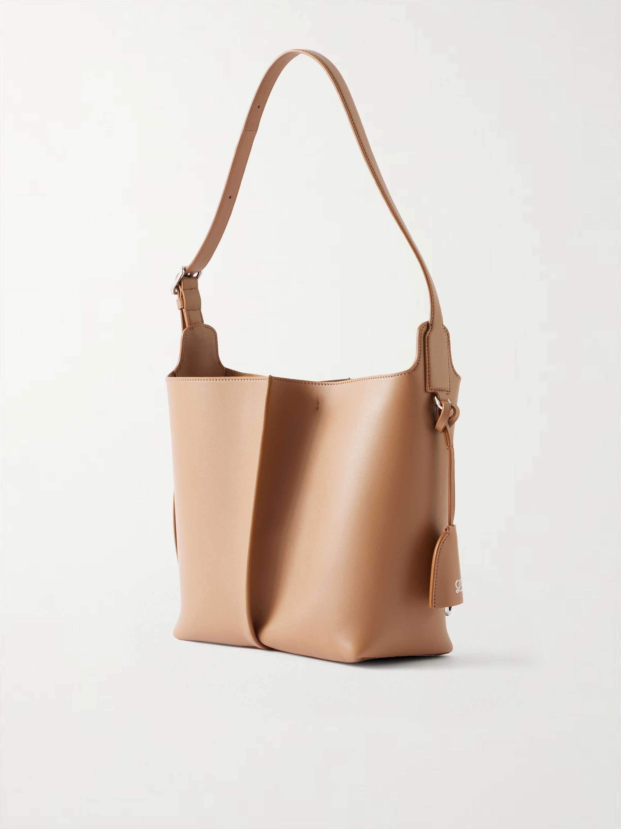 LOEWE Bilbao medium pleated leather shoulder bag | NET-A-PORTER