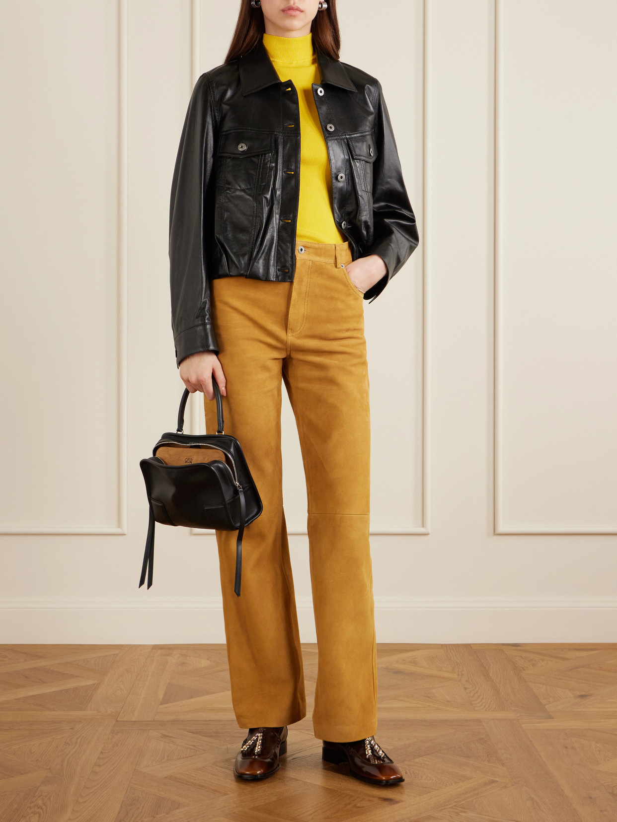 Amazona 180 Shoulder Bag