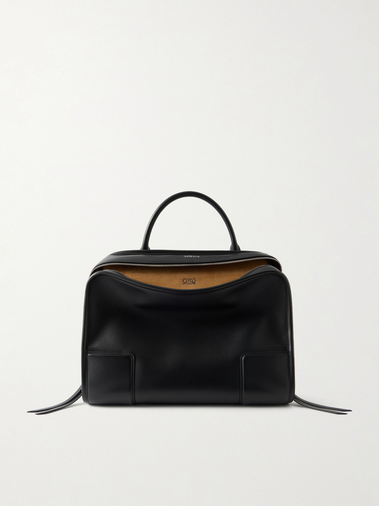 Loewe Amazona 180 Large Leather Shoulder Bag In Black