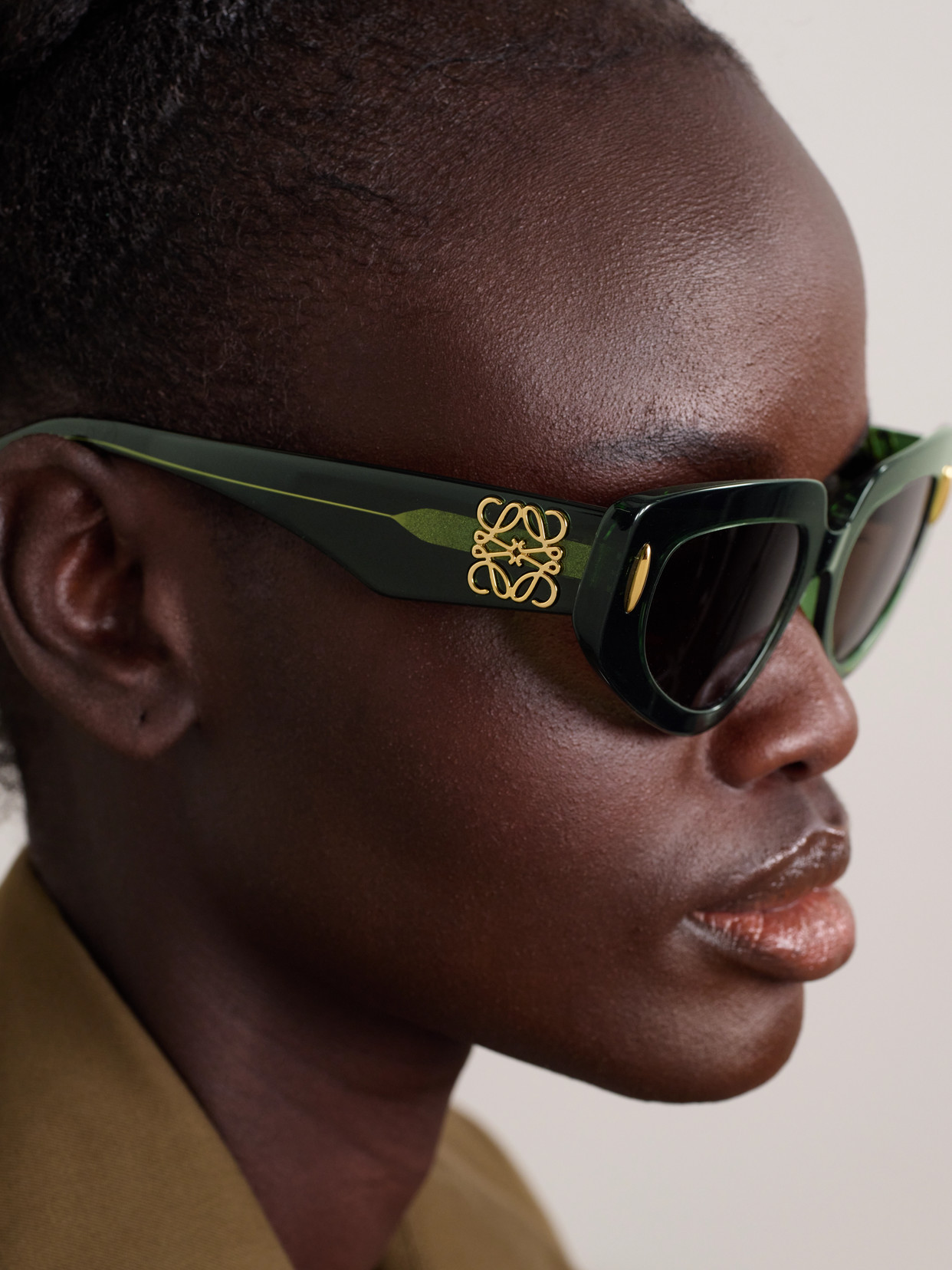 Loewe Womens Transparent Dark Gre Small Butterfly-frame Acetate Sunglasses In Green