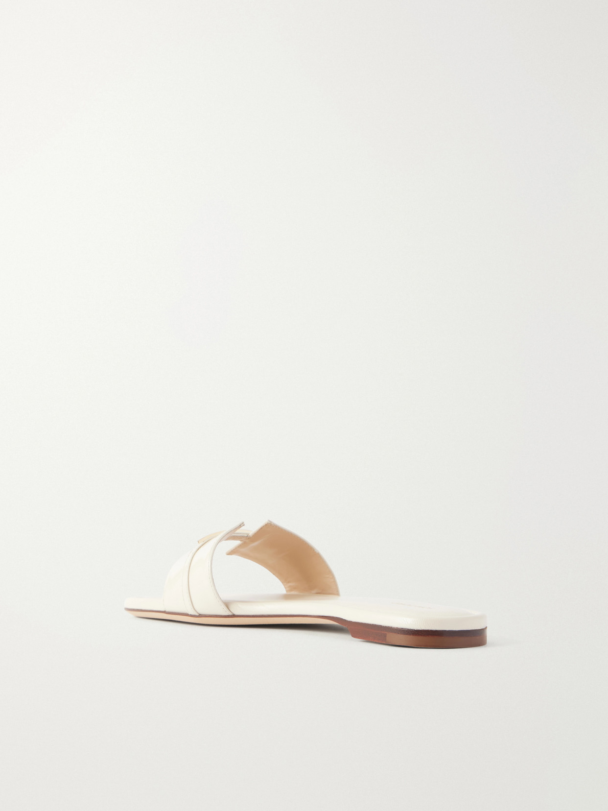 Julianne Flats