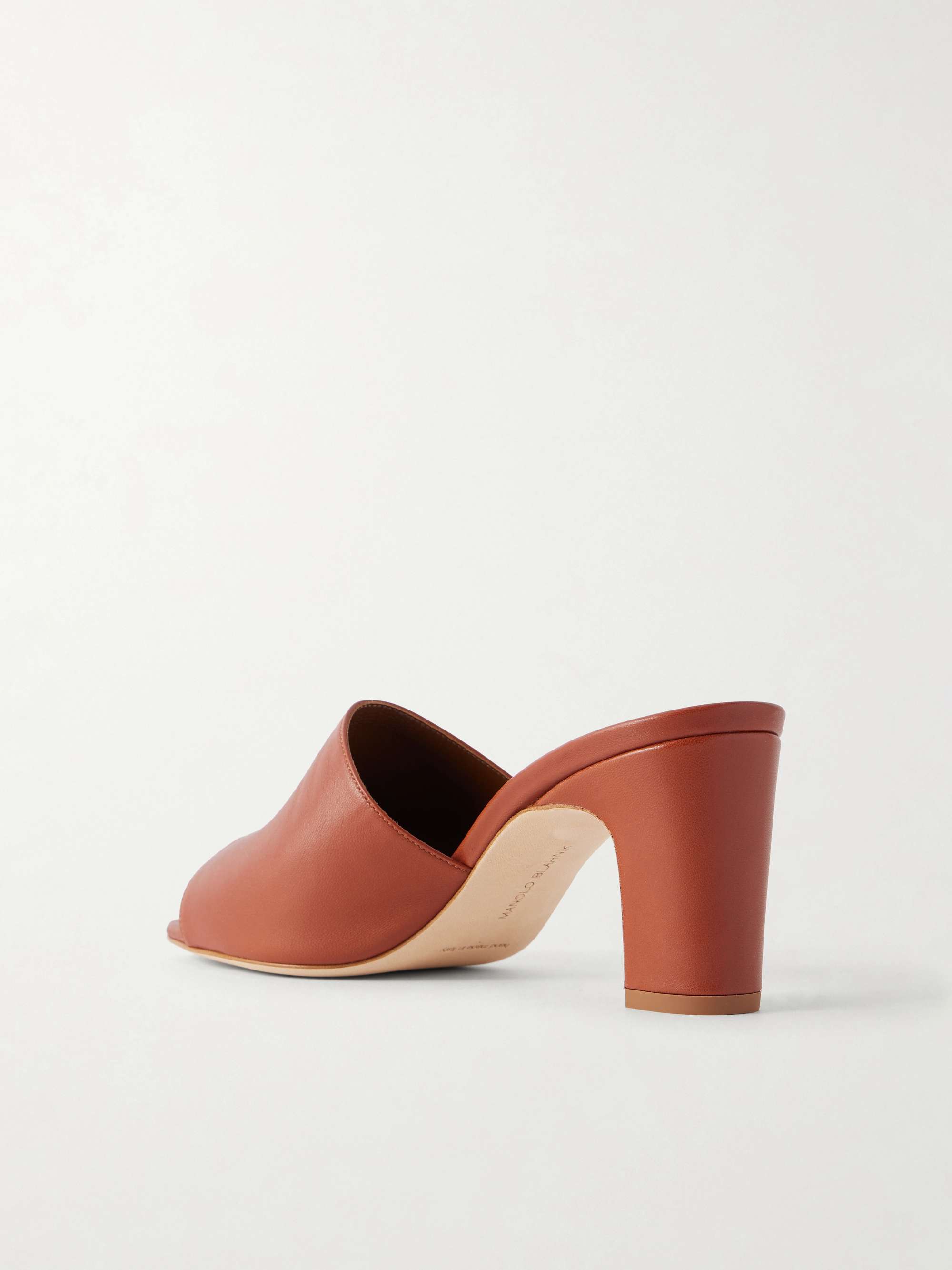 MANOLO BLAHNIK 